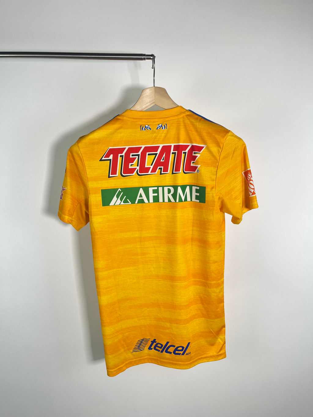 Jersey Tigres Local 2019 2020 Autografiado por Equipo Femenil (XS)