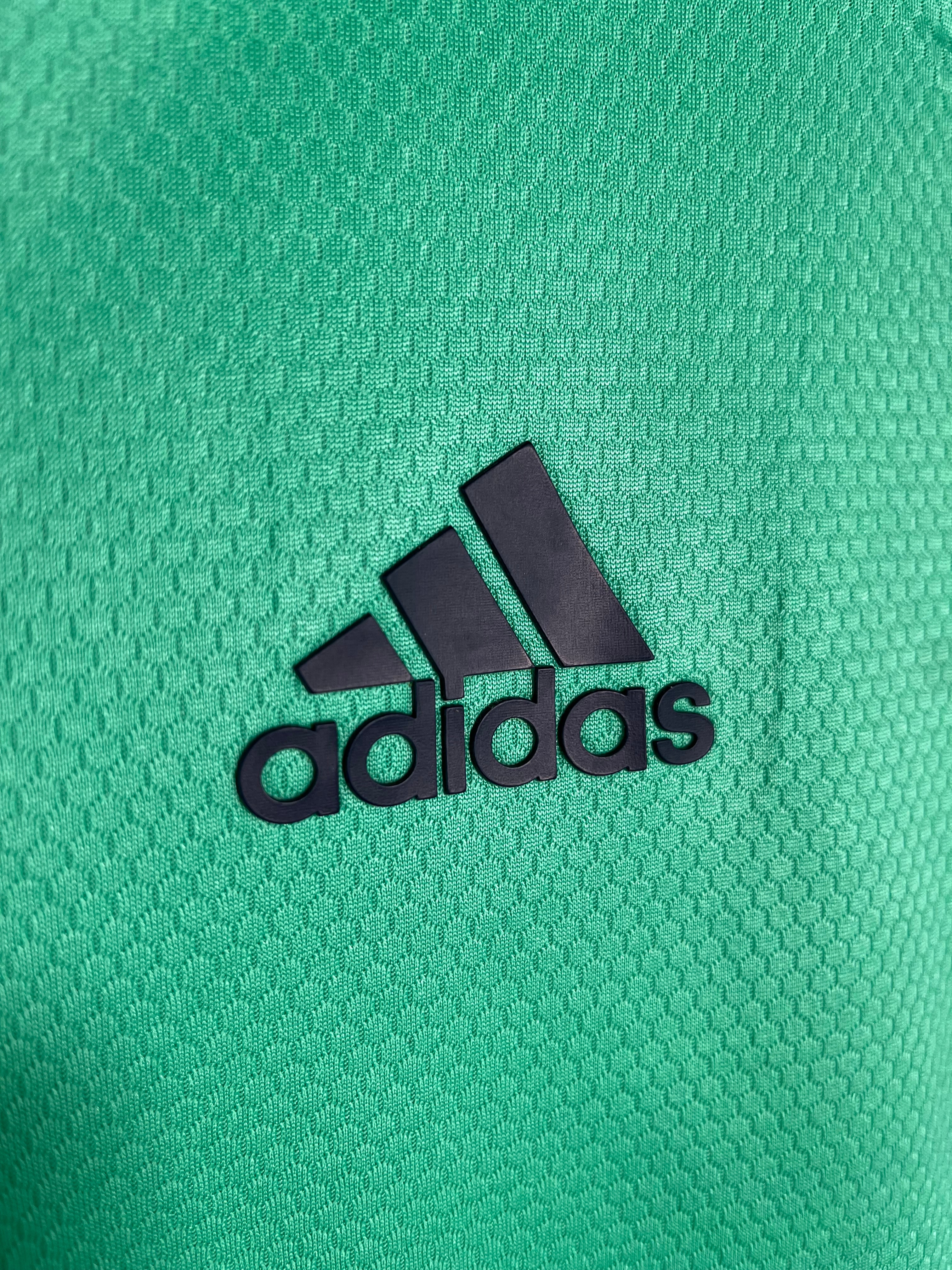 Jersey Real Madrid Tercera 2019 2020 Toni Kroos (L)