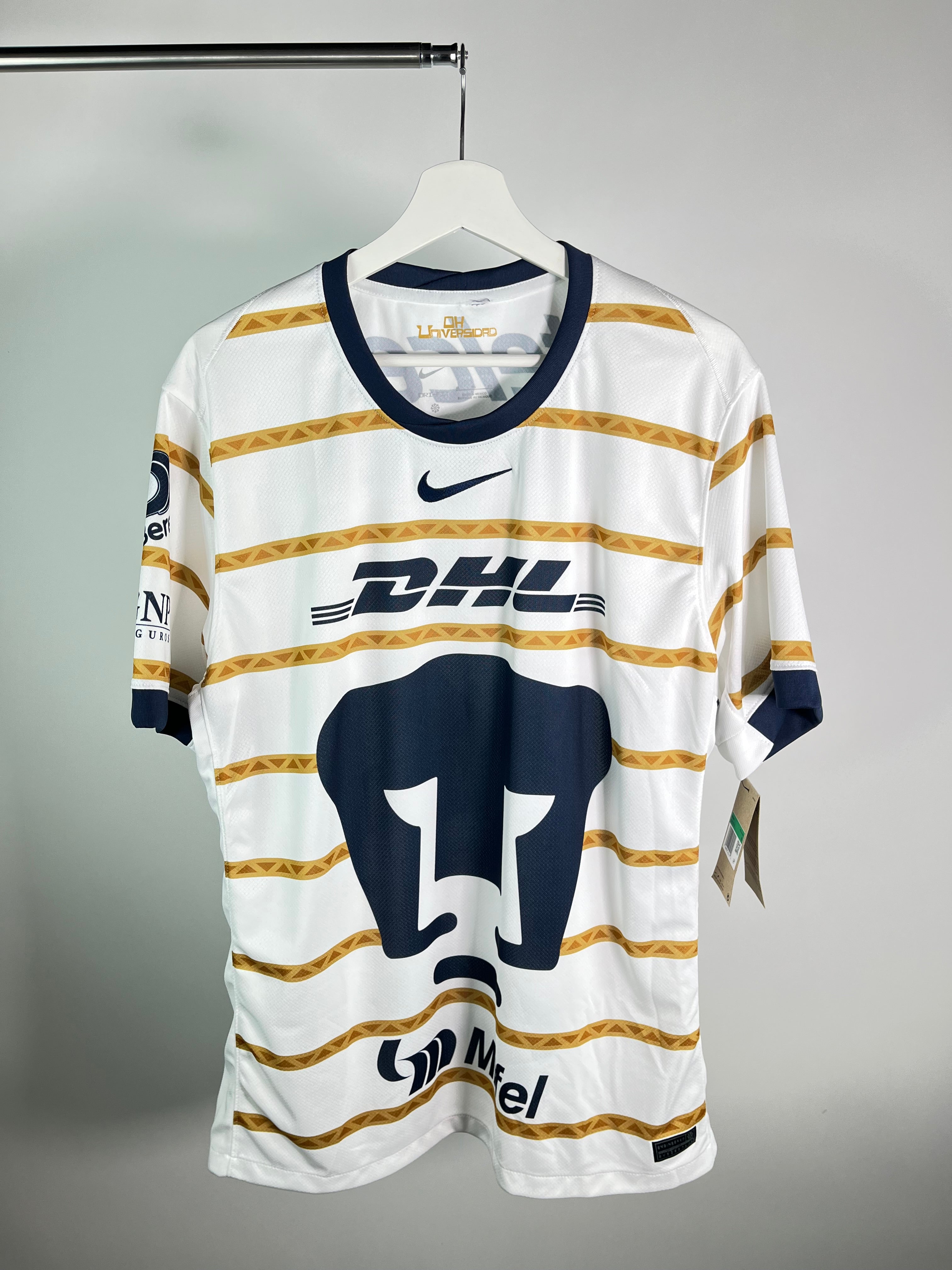 Jersey Pumas Local 2024 2025 César “Chino” Huerta *C/Etiquetas* (XL)