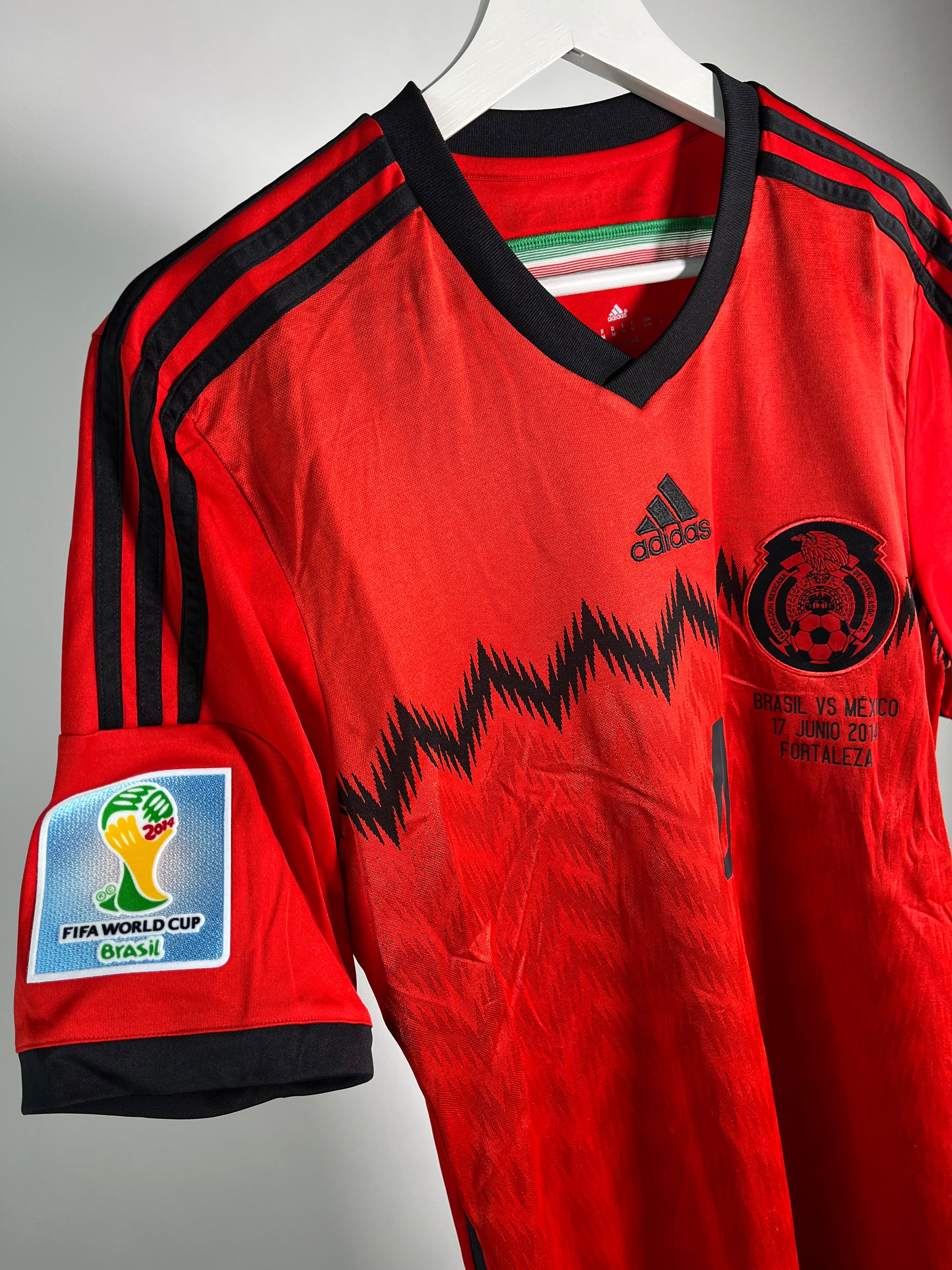 Jersey México Visita 2014 2015 *Match Detail vs Brasil* Rafael Márquez (XL)