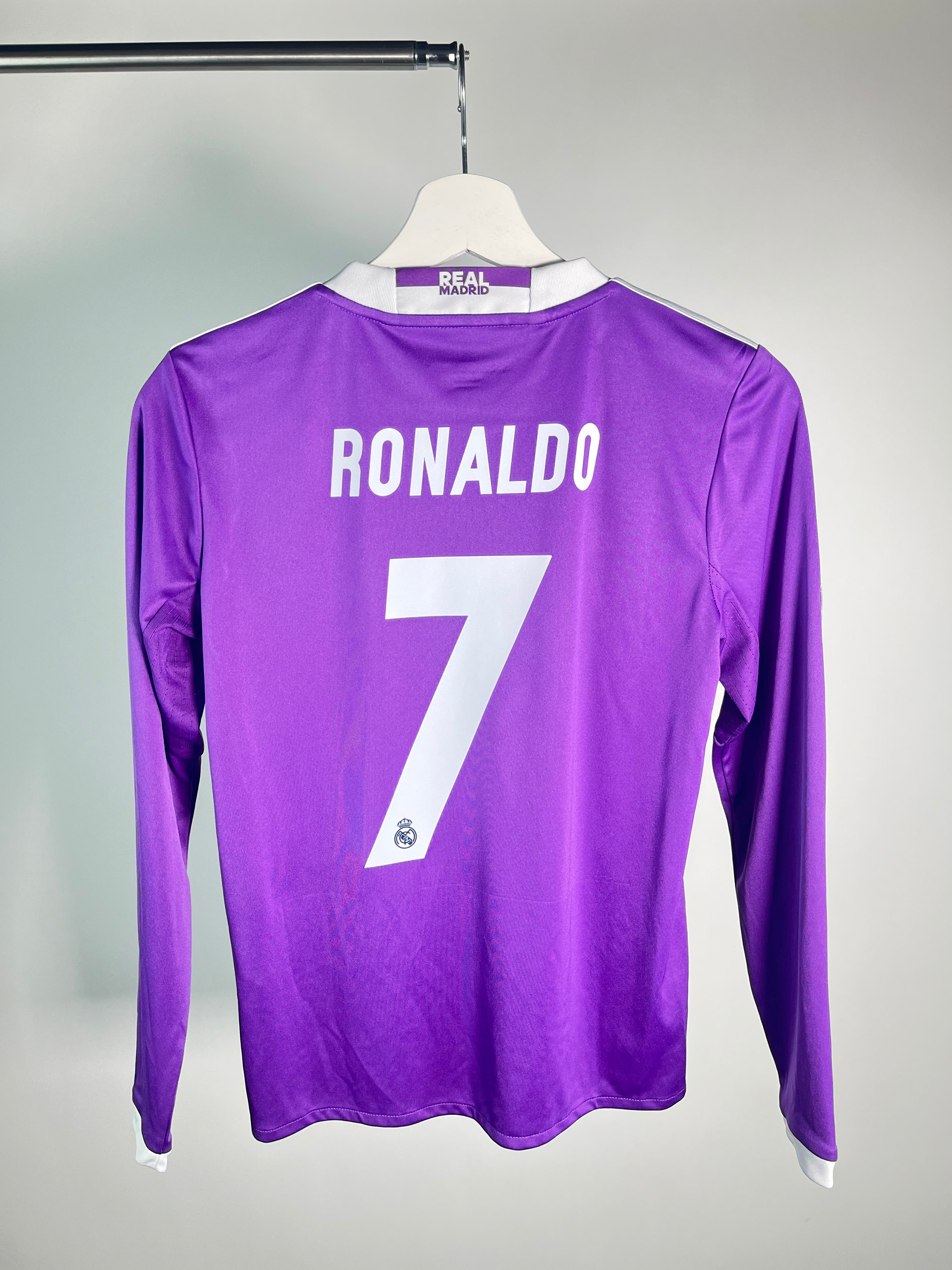 Jersey Real Madrid Visita 2016 2017 Manga Larga Crisitano Ronaldo (M Niño)