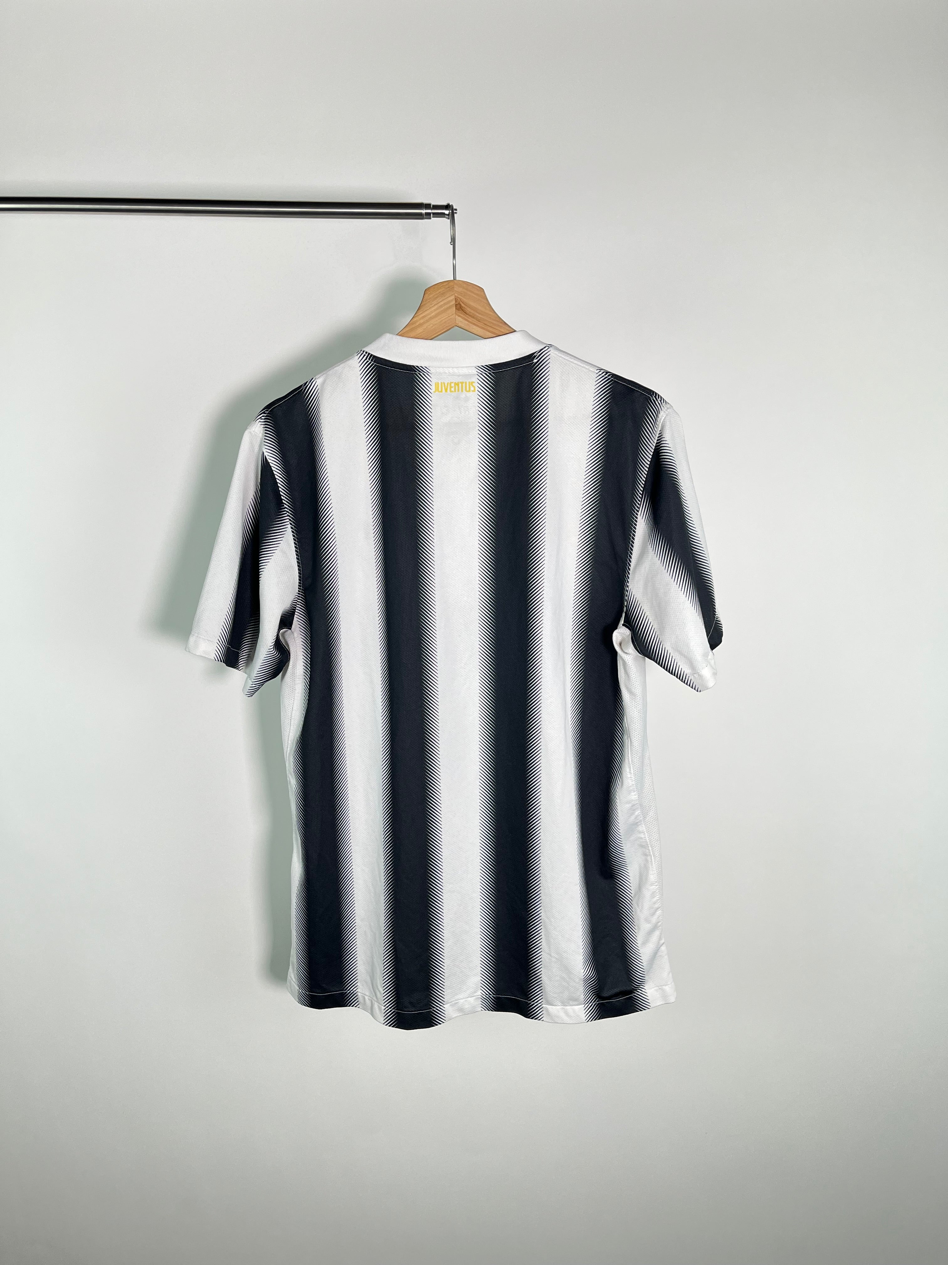 Jersey Juventus Local 2011 2012 (M)