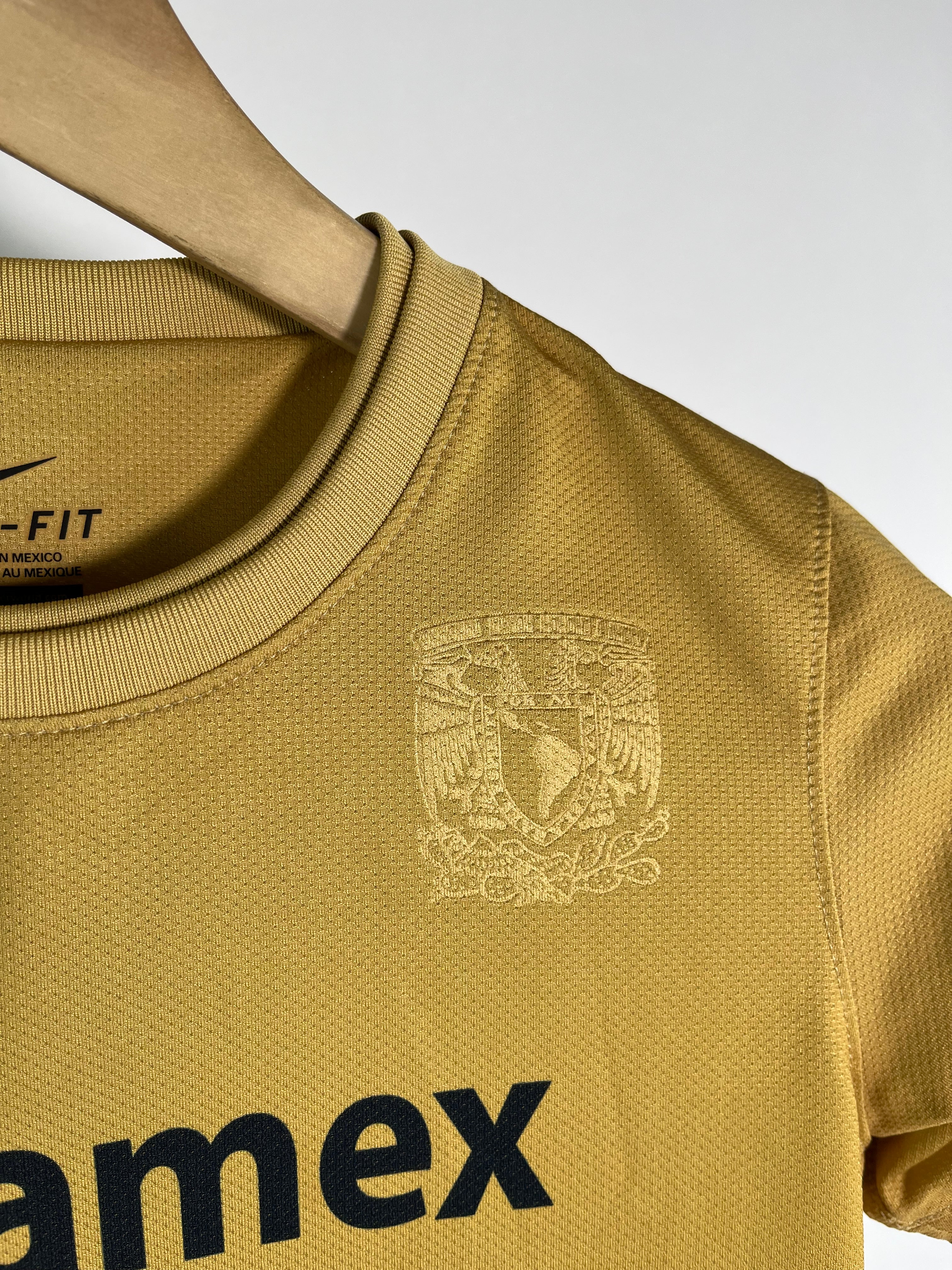 Jersey Pumas Local 2014 2015 (M Niño)