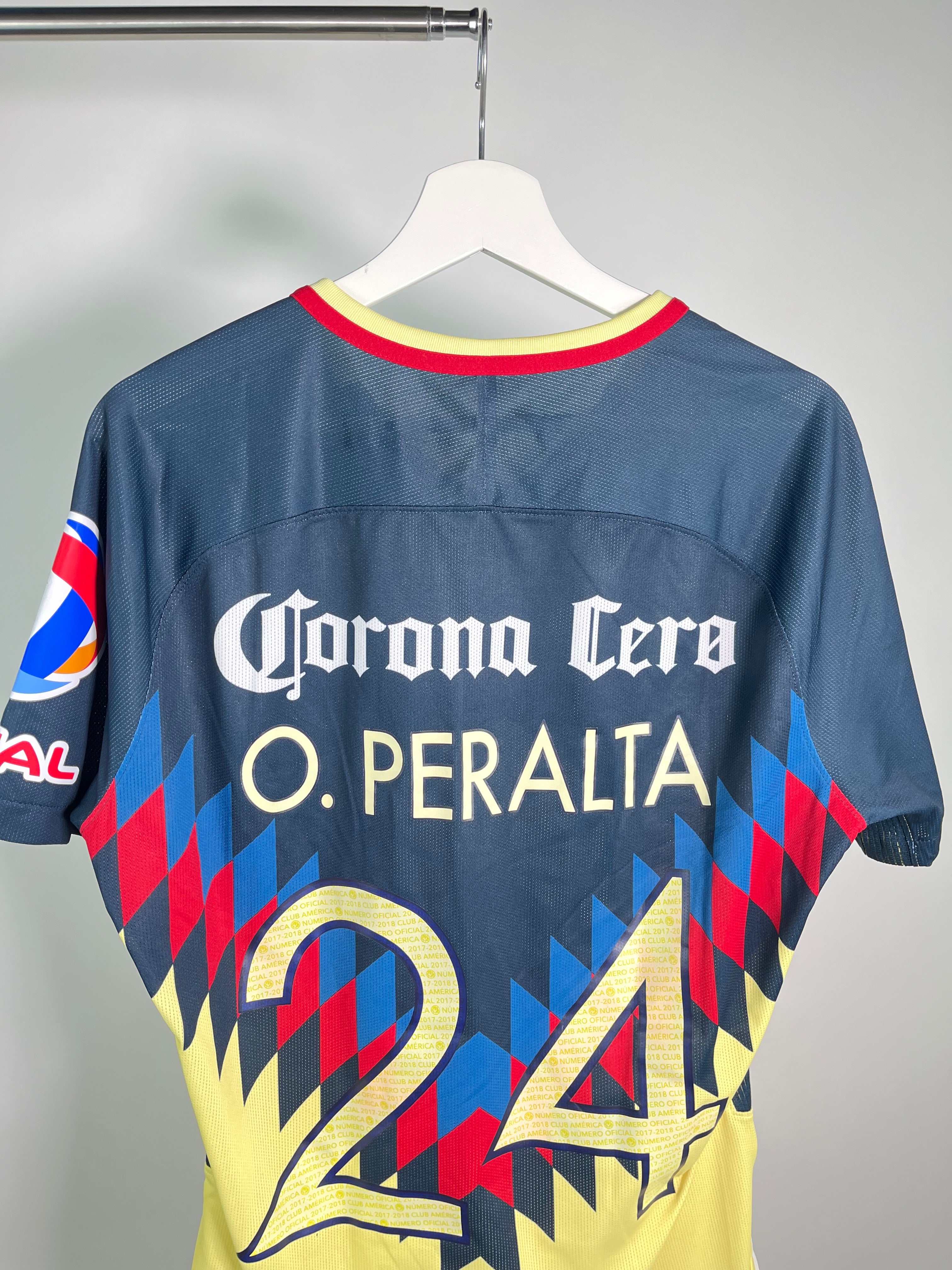 Jersey Club América Local 2017 2018 Utilería Oribe Peralta (L)