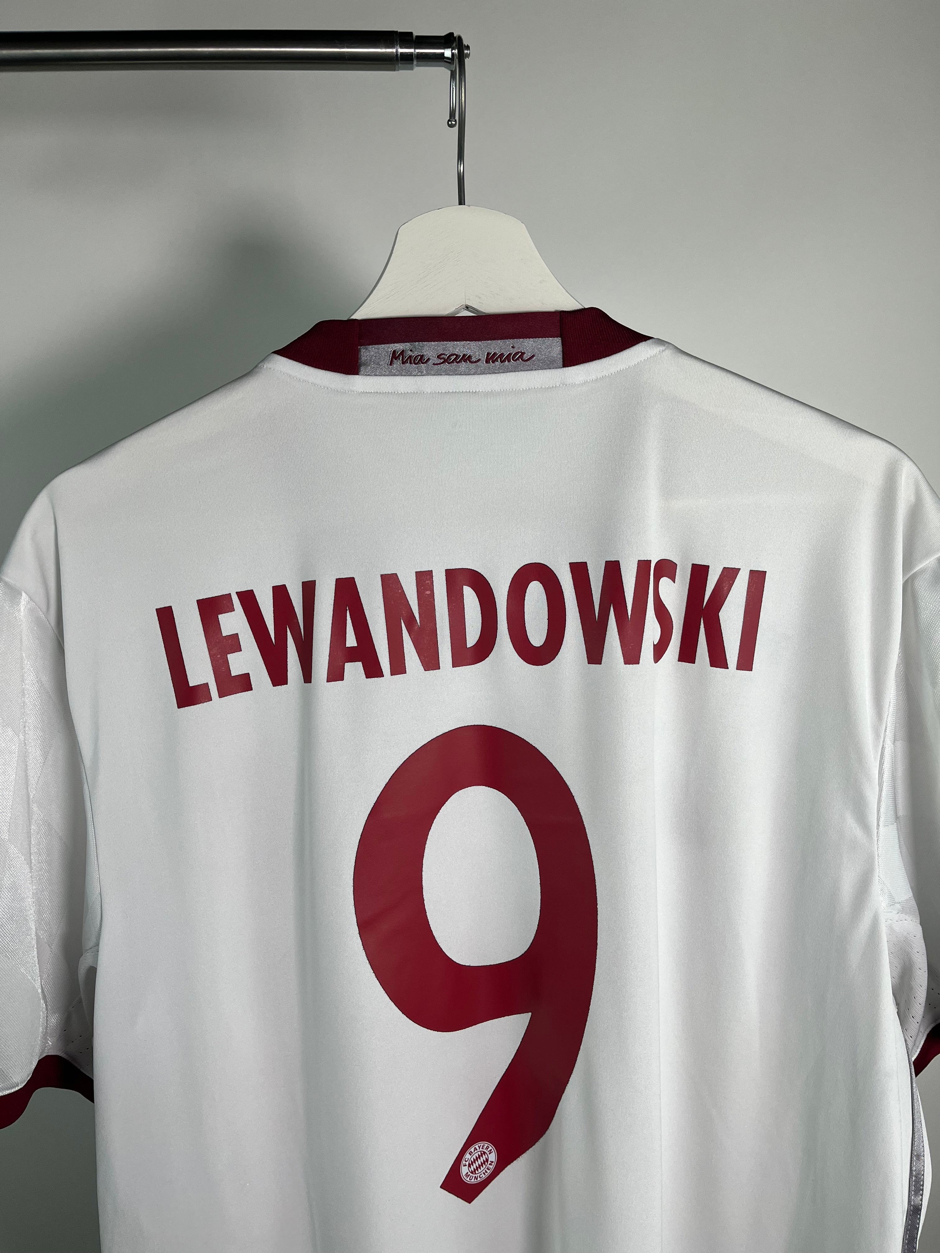 Jersey Bayern Munich Tercera 2016 2017 Robert Lewandowski (XL)