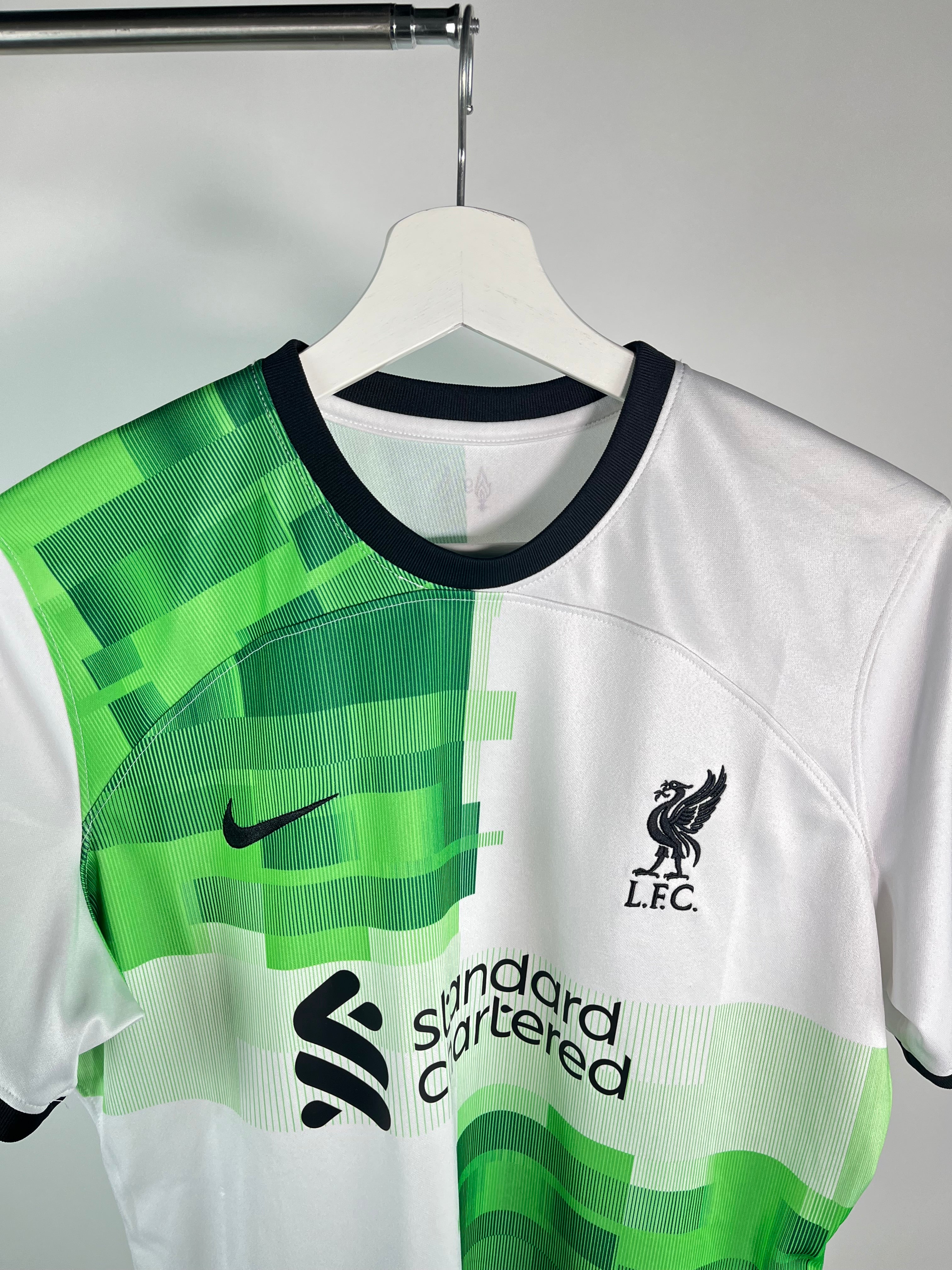 Jersey Liverpool Visita 2023 2024 (L Mujer)
