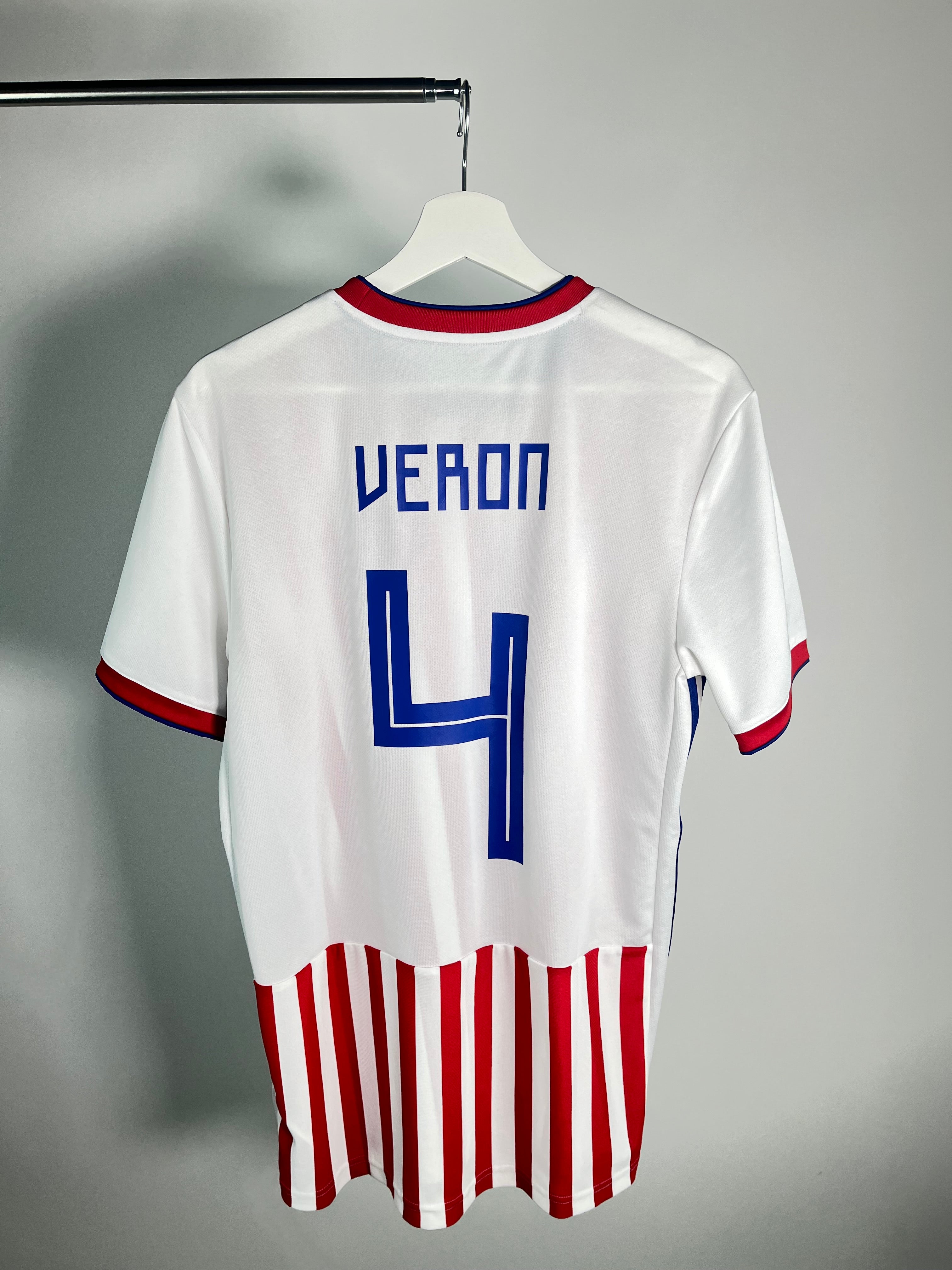Jersey Paraguay Local 2018 2020 Darío Verón (M)