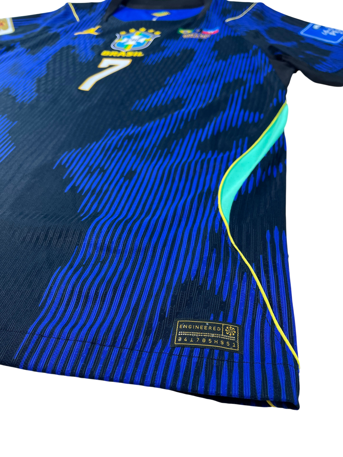 Jersey Brasil Visita 2026 2027 Versión Jugador *Match Detail vs Haití* Vinicius Júnior (M)