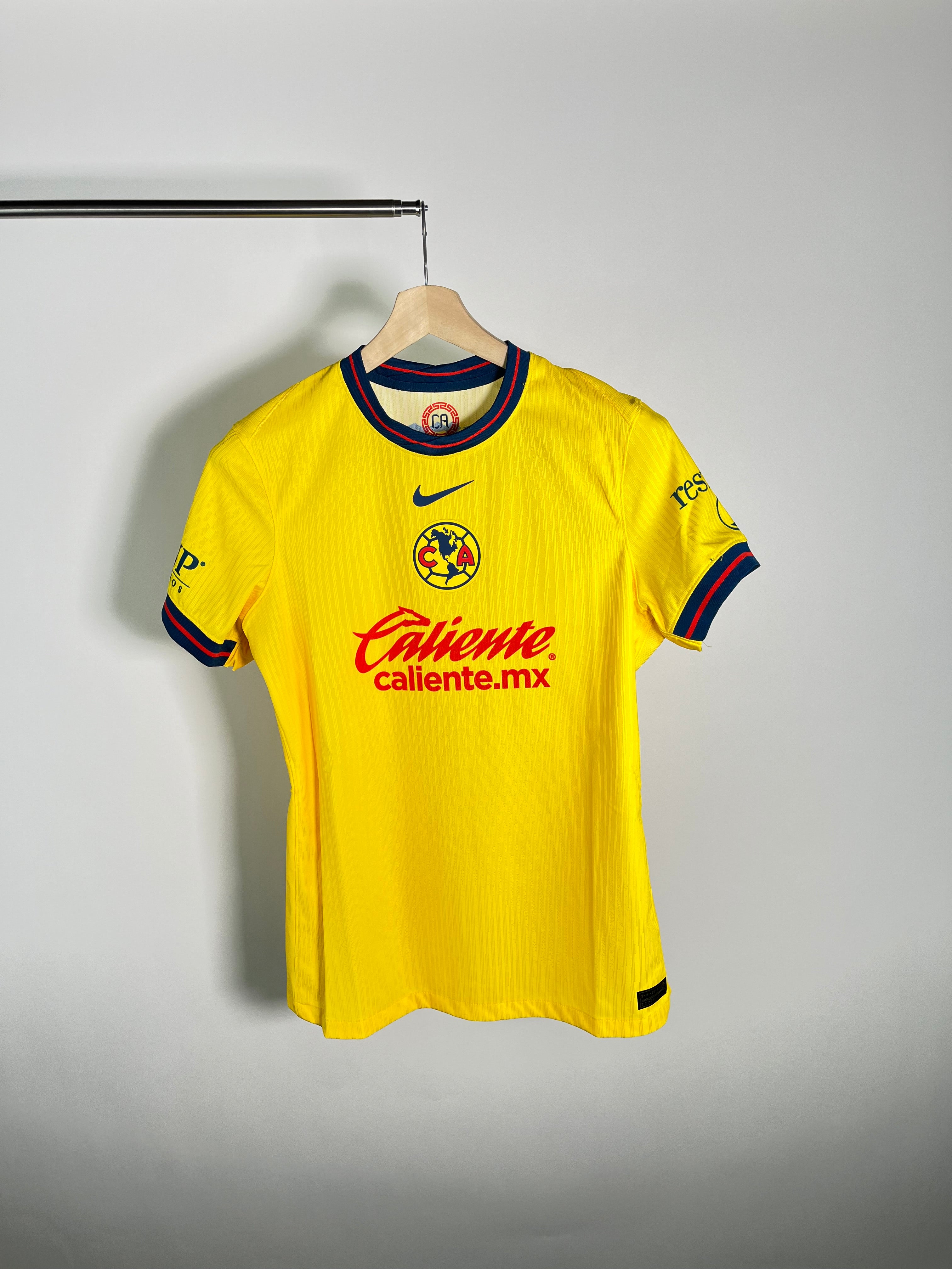 Jersey Club America Local 2024 2025 Utilería (L Mujer)