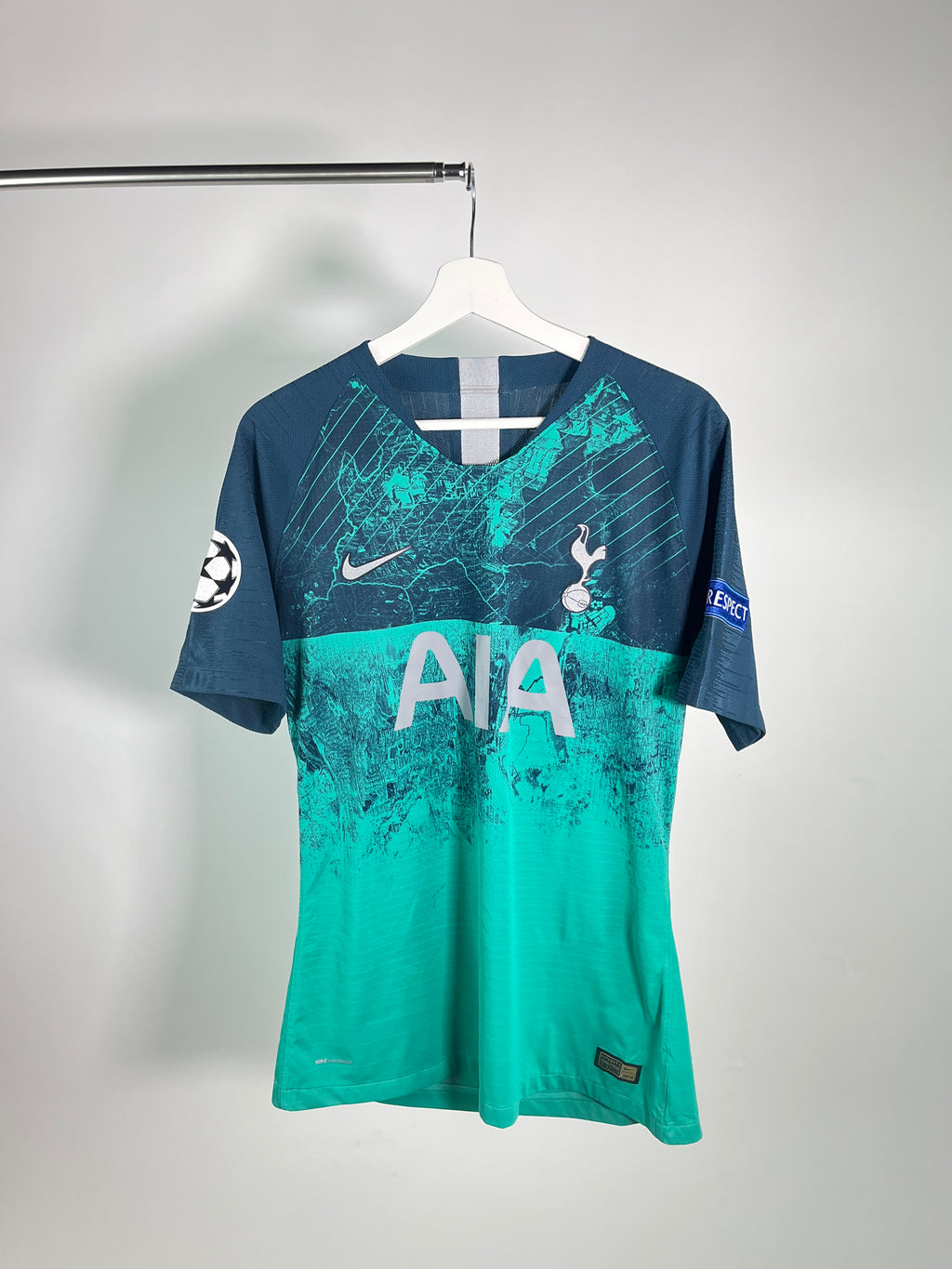 Jersey Tottenham Tercera 2018 2019 *Champions League* Utilería Harry Kane (L)