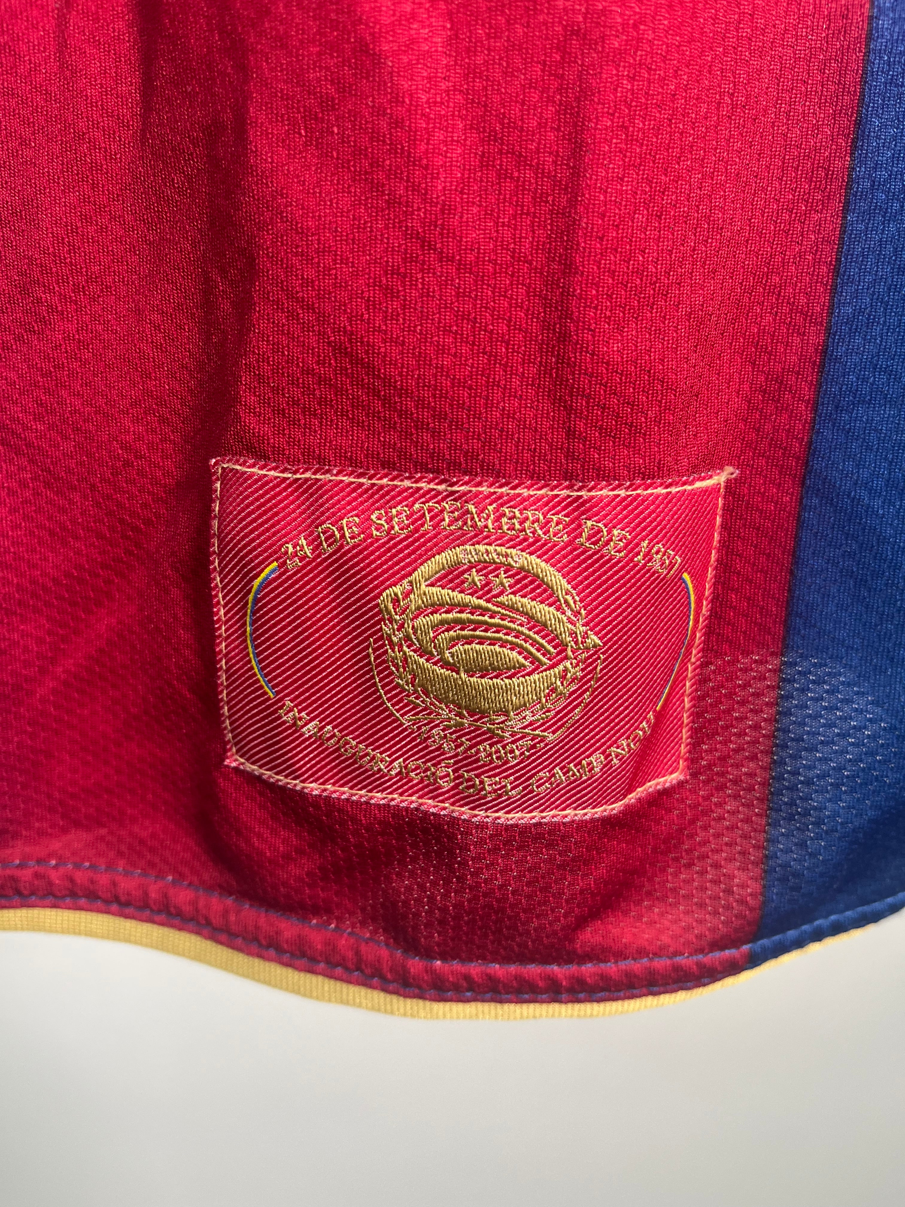 Jersey Barcelona local 2007 2008 Lionel Messi (L)