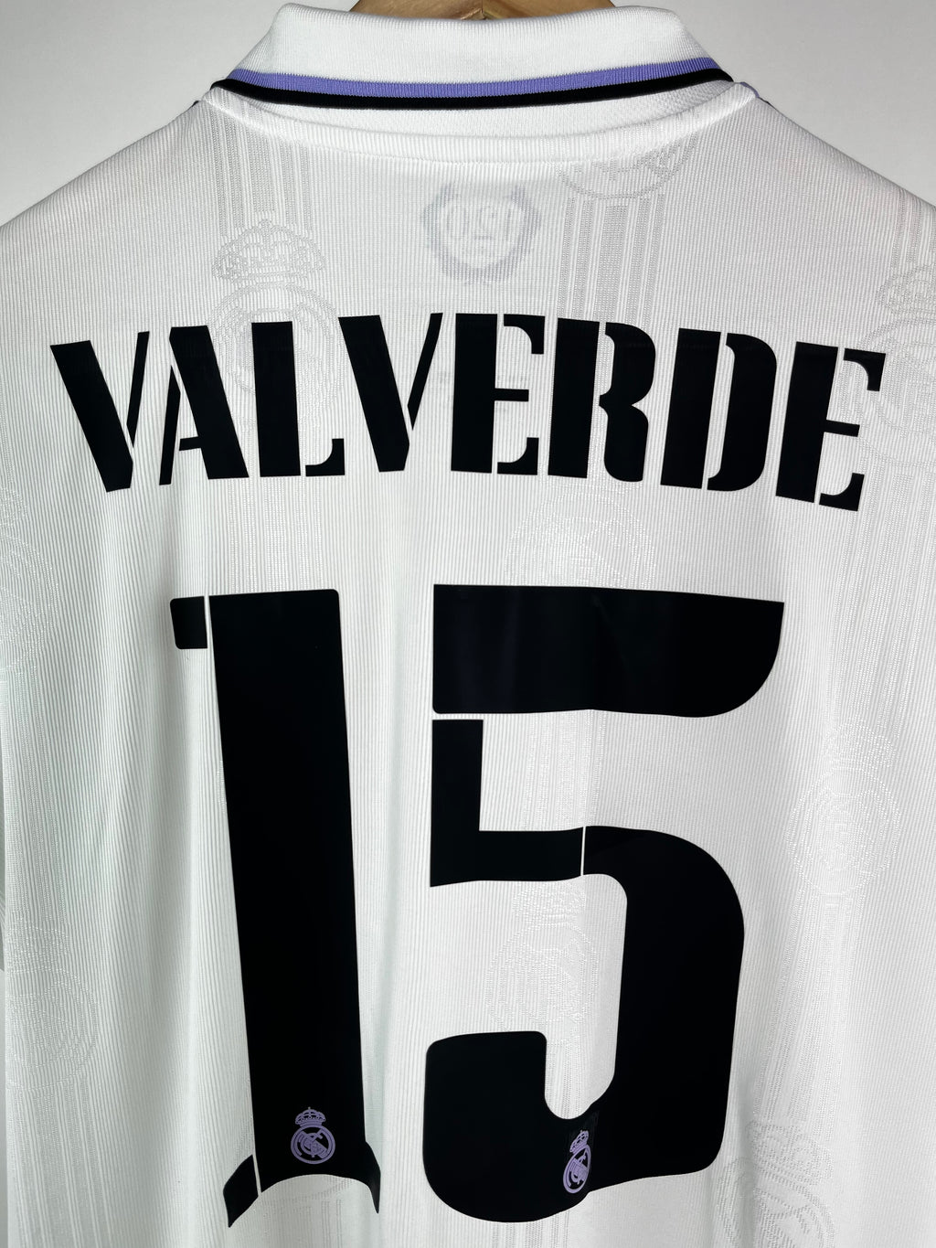 Jersey Real Madrid Local 2022 2023 Versión Jugador Federico Valverde (L)