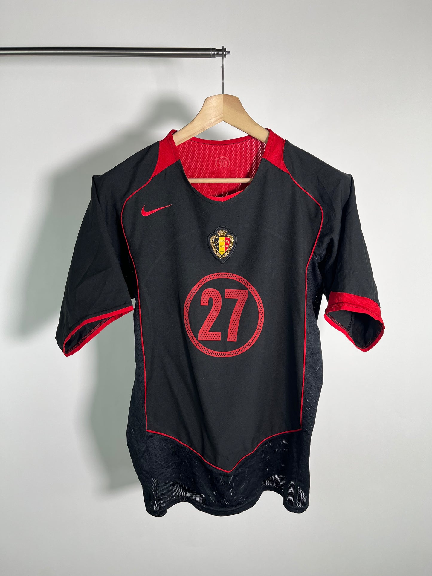 Jersey Belgica Visita 2004 2006 *Total 90* Vincent Kompany (L)