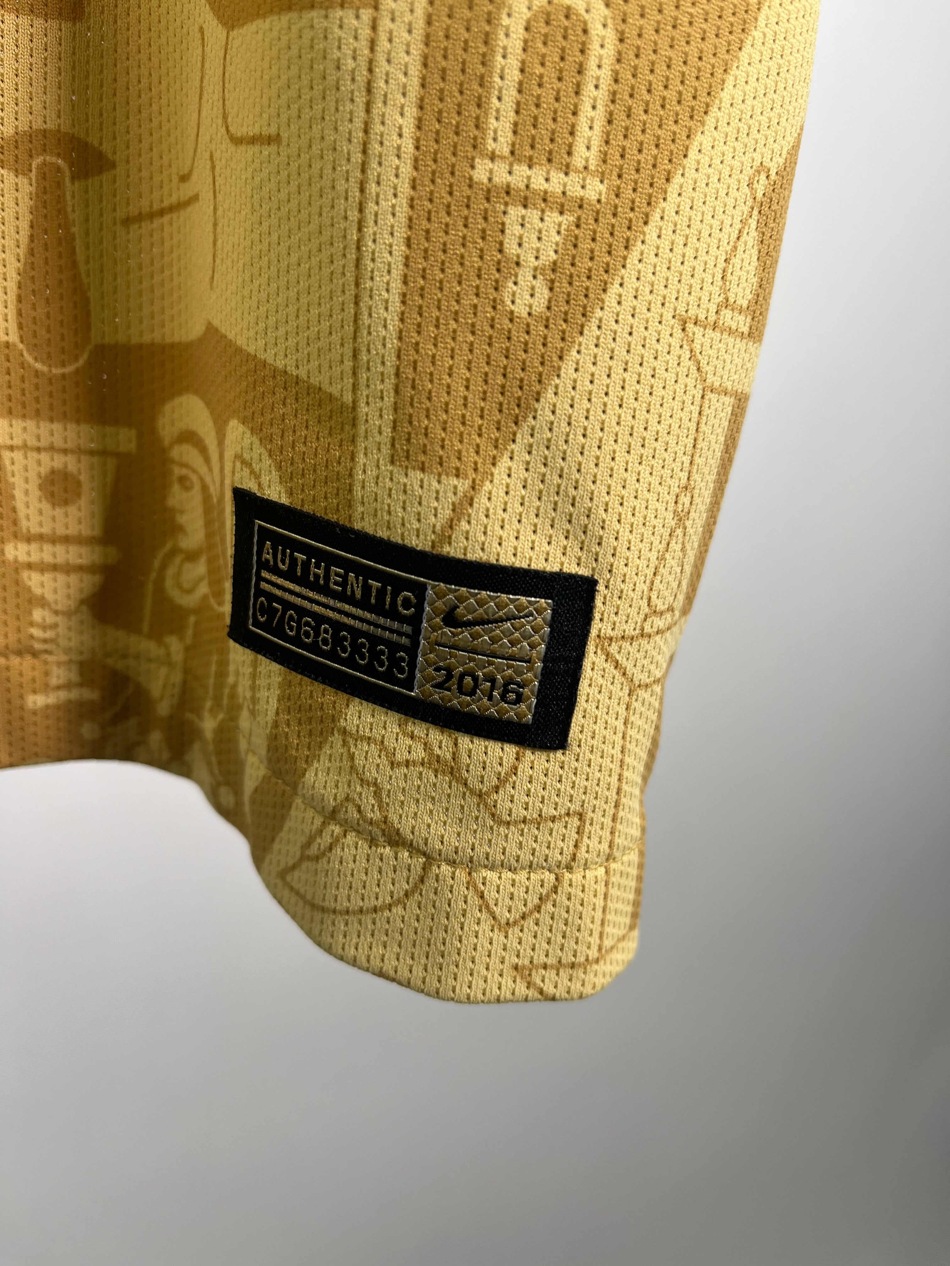 Jersey Pumas Local 2016 2017 Versión Jugador (XL)