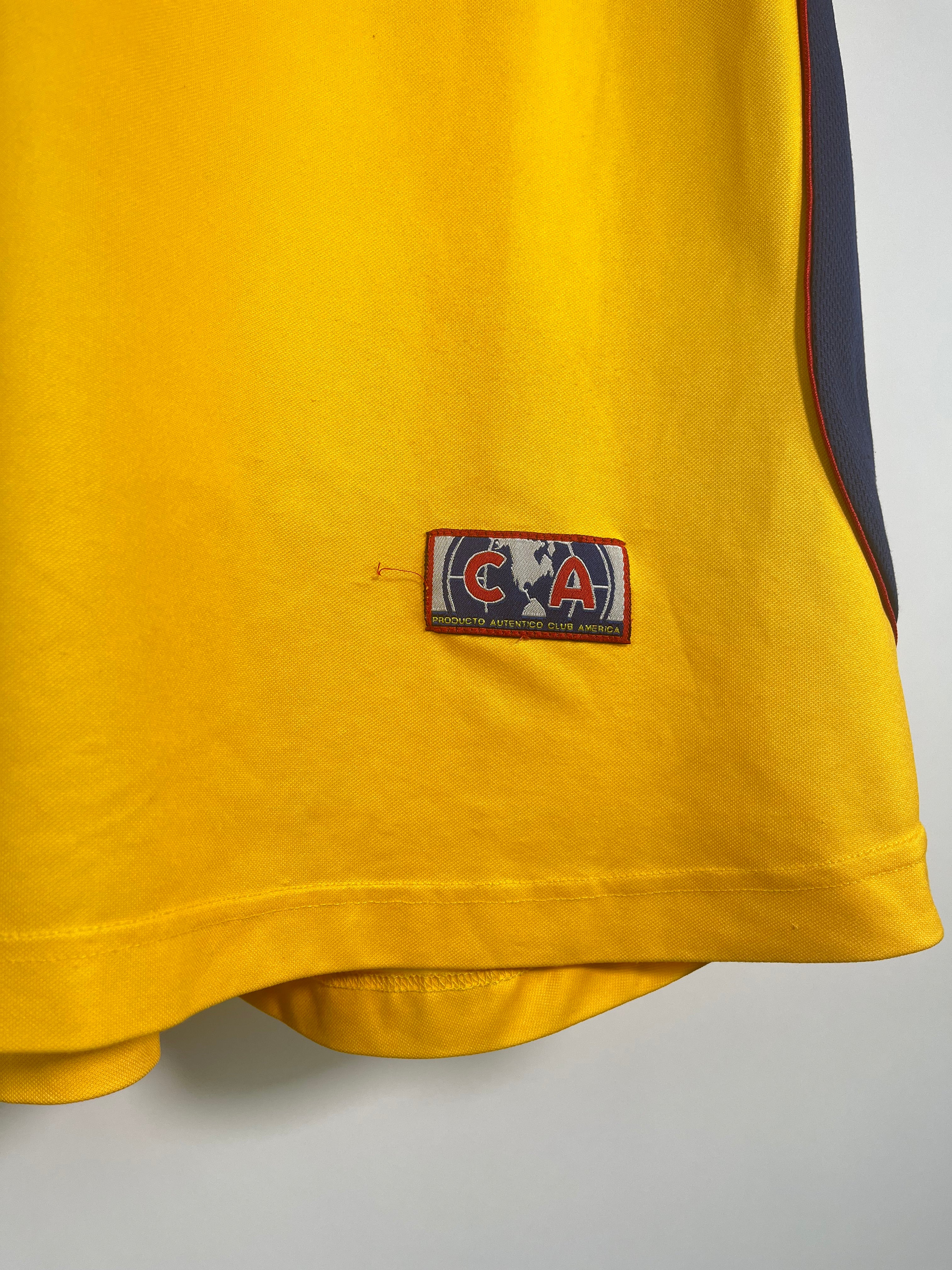 Jersey Club America Local 2001 2002 Iván “Bam-Bam” Zamorano (L)