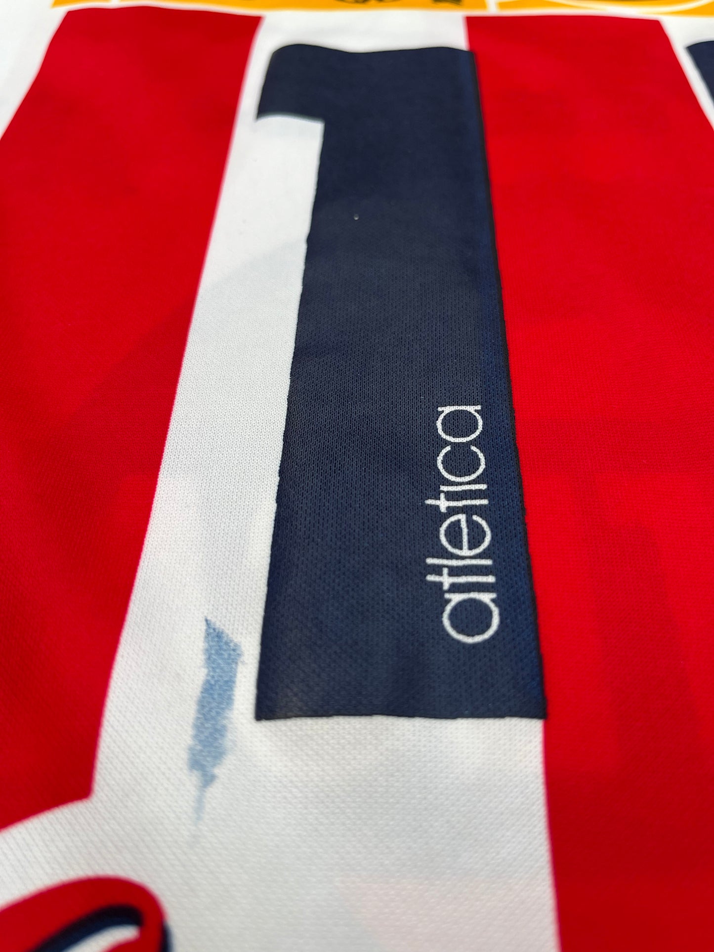 Jersey Chivas Local 2001 2002 Utilería Ramón Morales Autografiado (L)