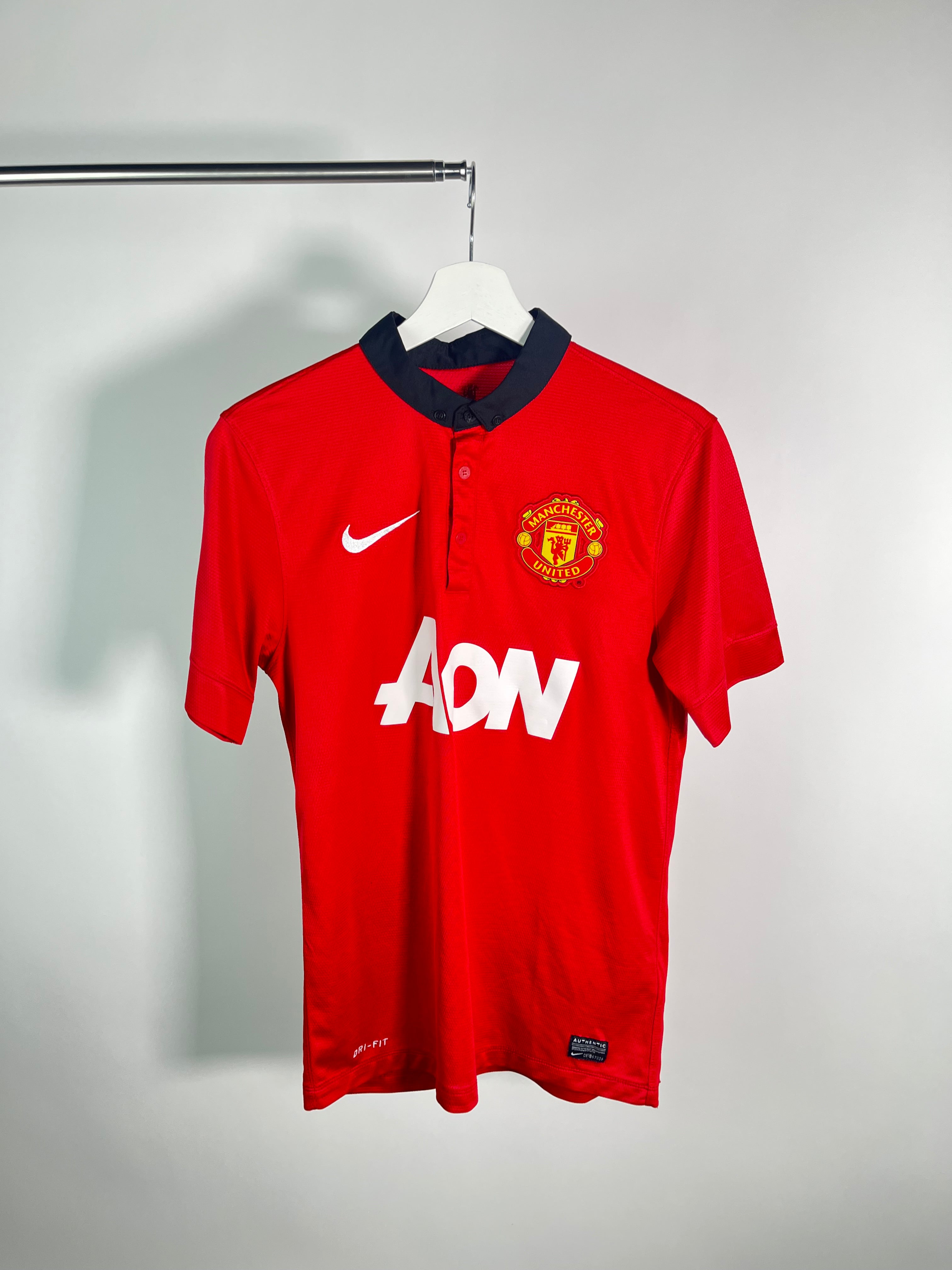 Jersey Manchester United Local 2013 2014 Robin Van Persie (M)