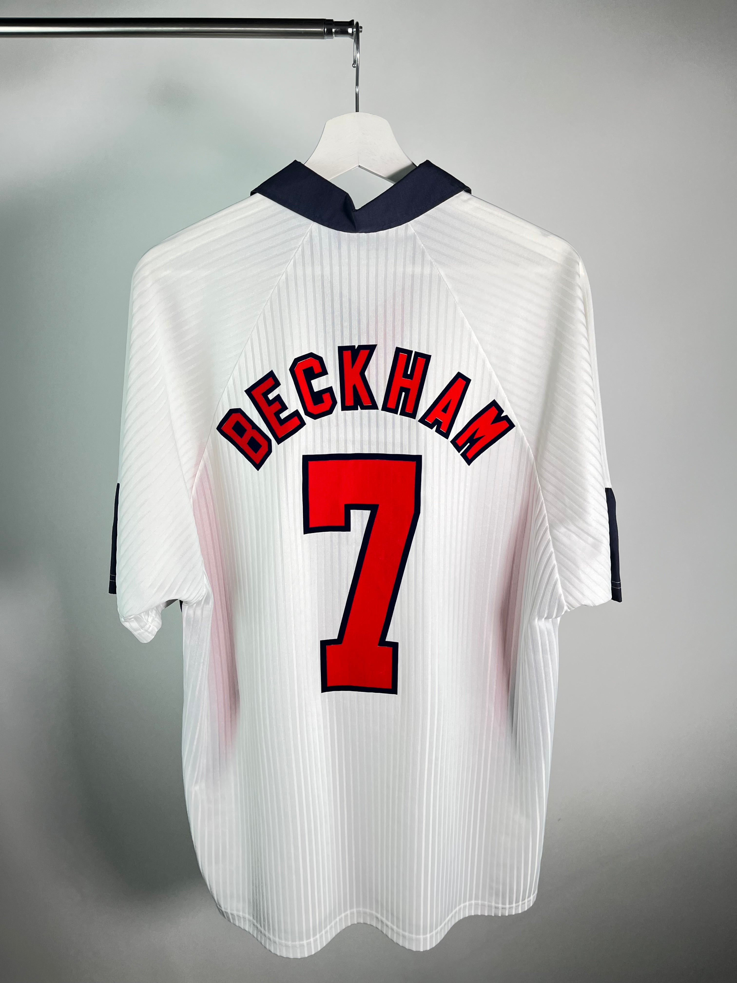 Jersey Inglaterra Local 1998 2000 David Beckham (XL)