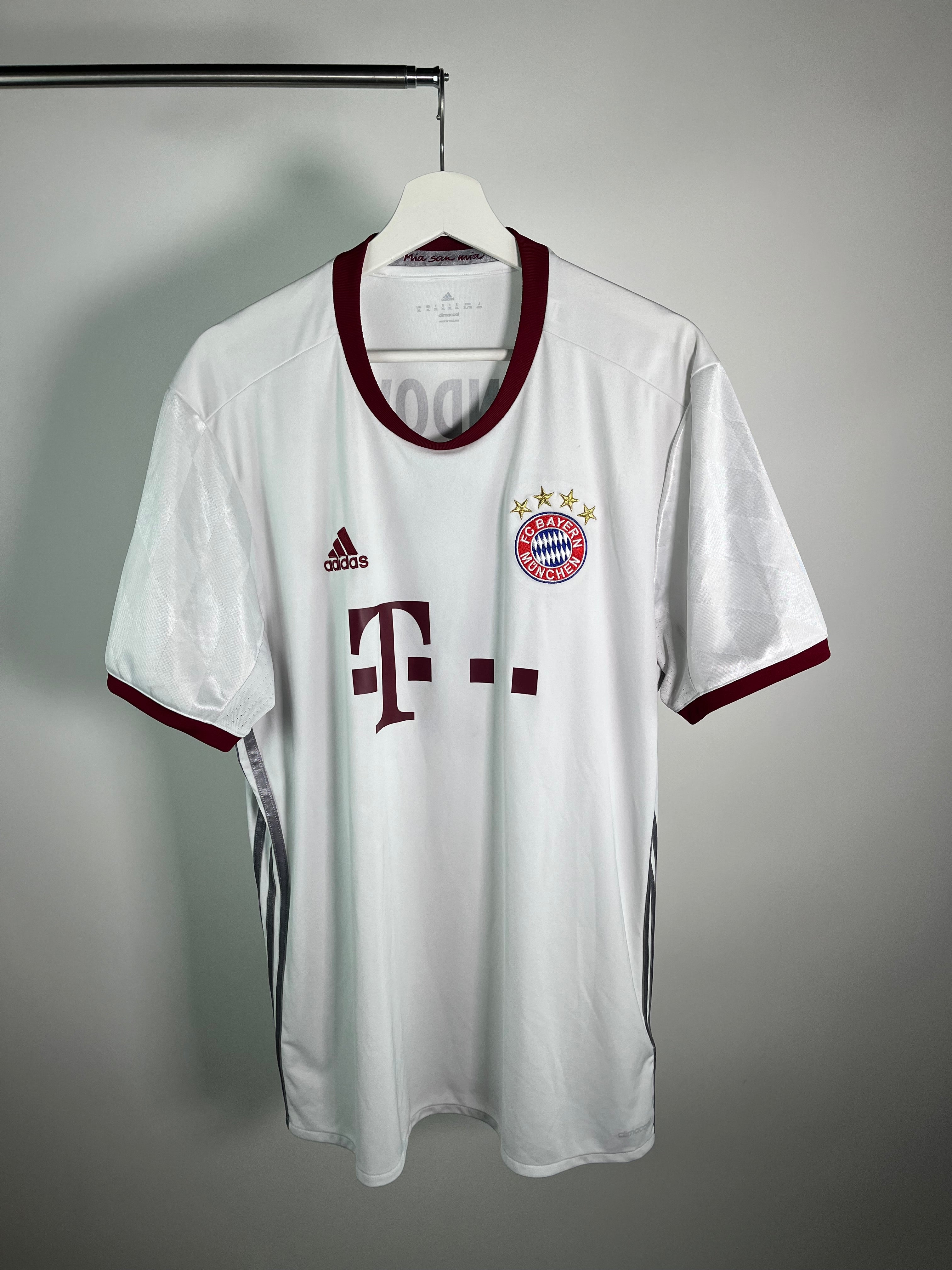 Jersey Bayern Munich Tercera 2016 2017 Robert Lewandowski (XL)