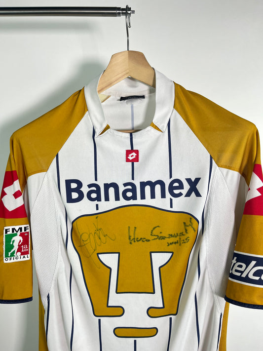 Jersey Pumas Local 2003 2004 Autografiado por Hugo Sánchez y Luis García (M)