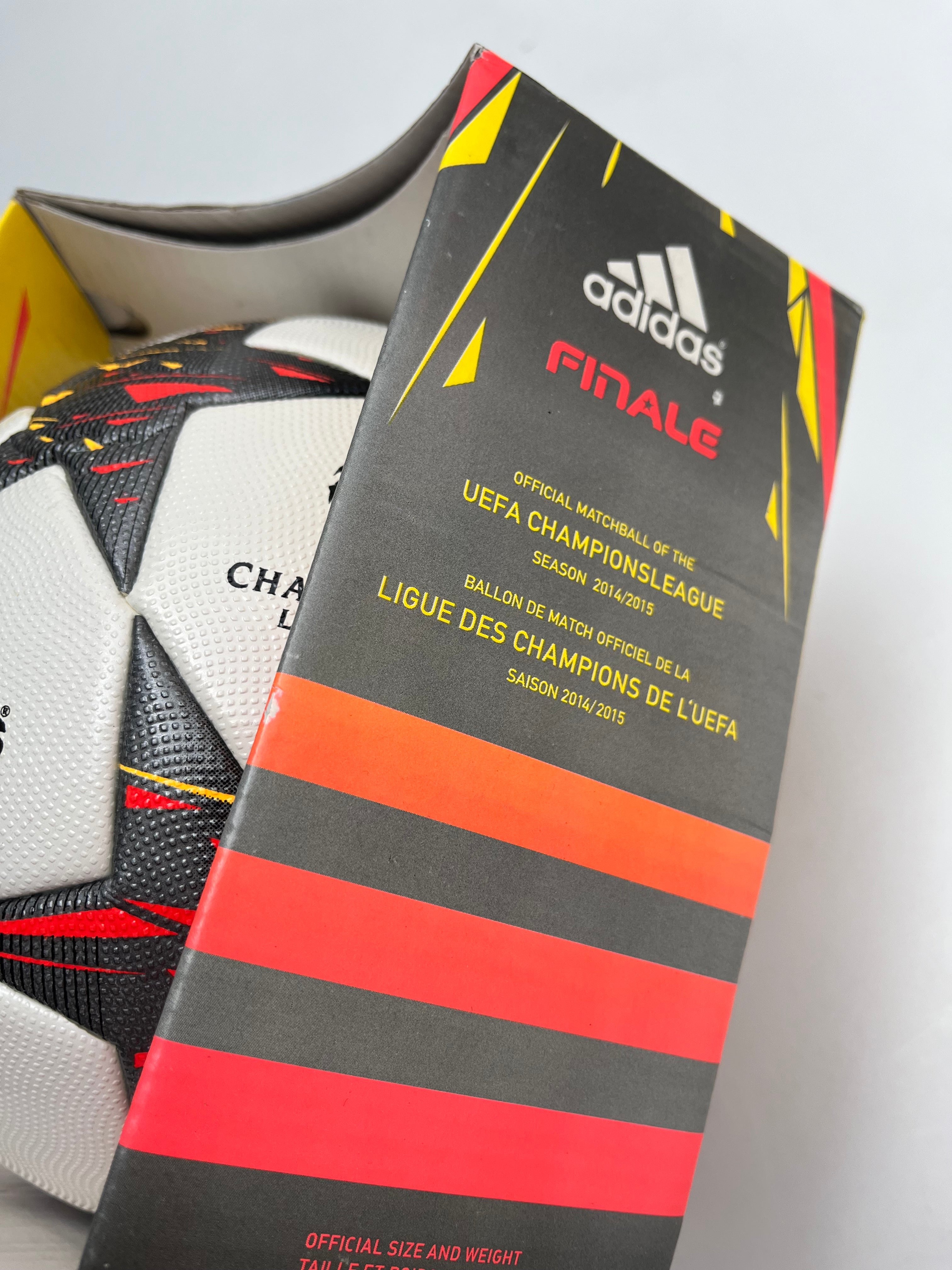 Balón Final Champions League 2014 2015 Match Ball Con Caja OMB (Talla 5)