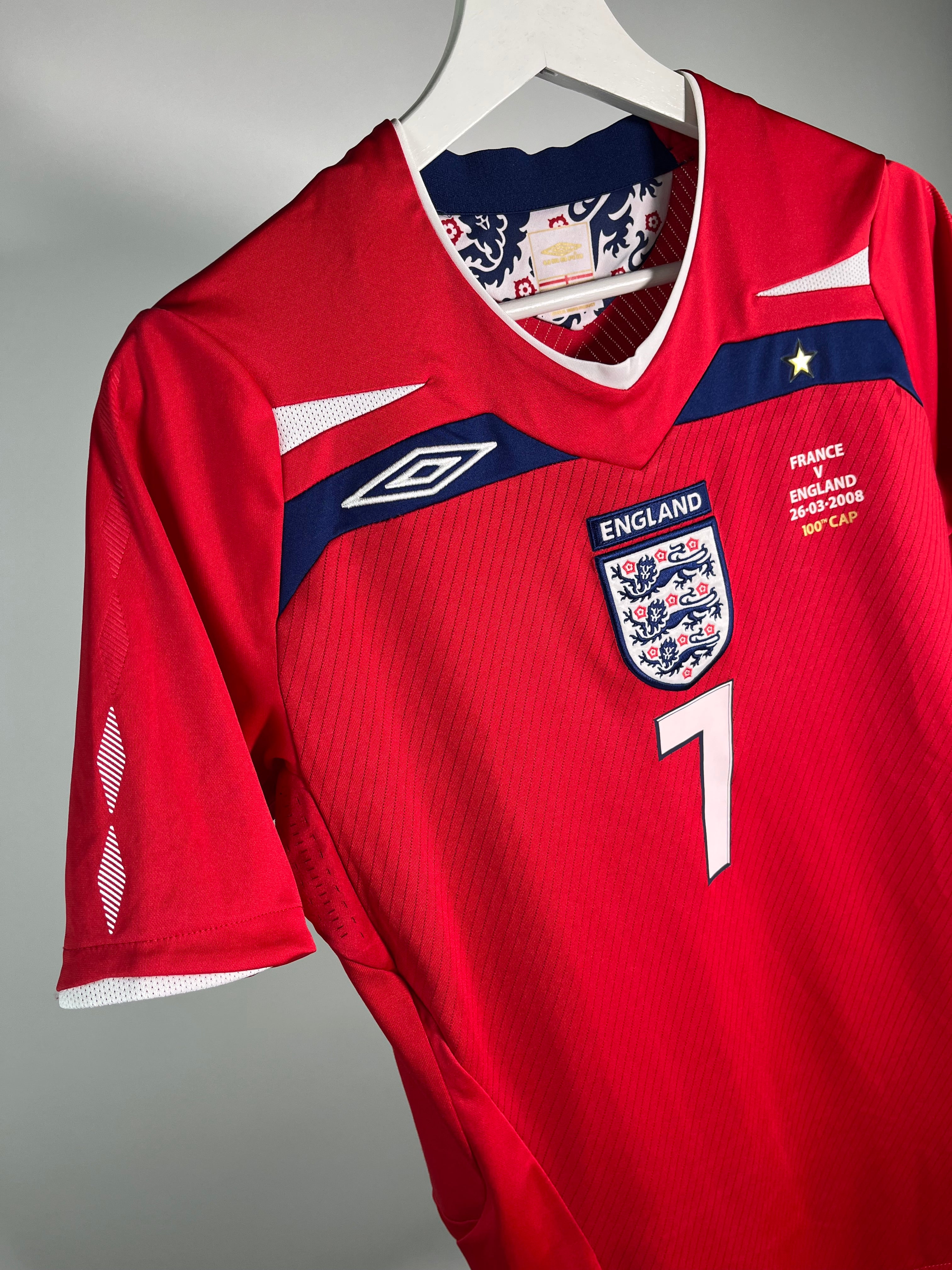 Jersey Inglaterra Visita 2008 2010 *Match Detail vs Francia* David Beckham (S)
