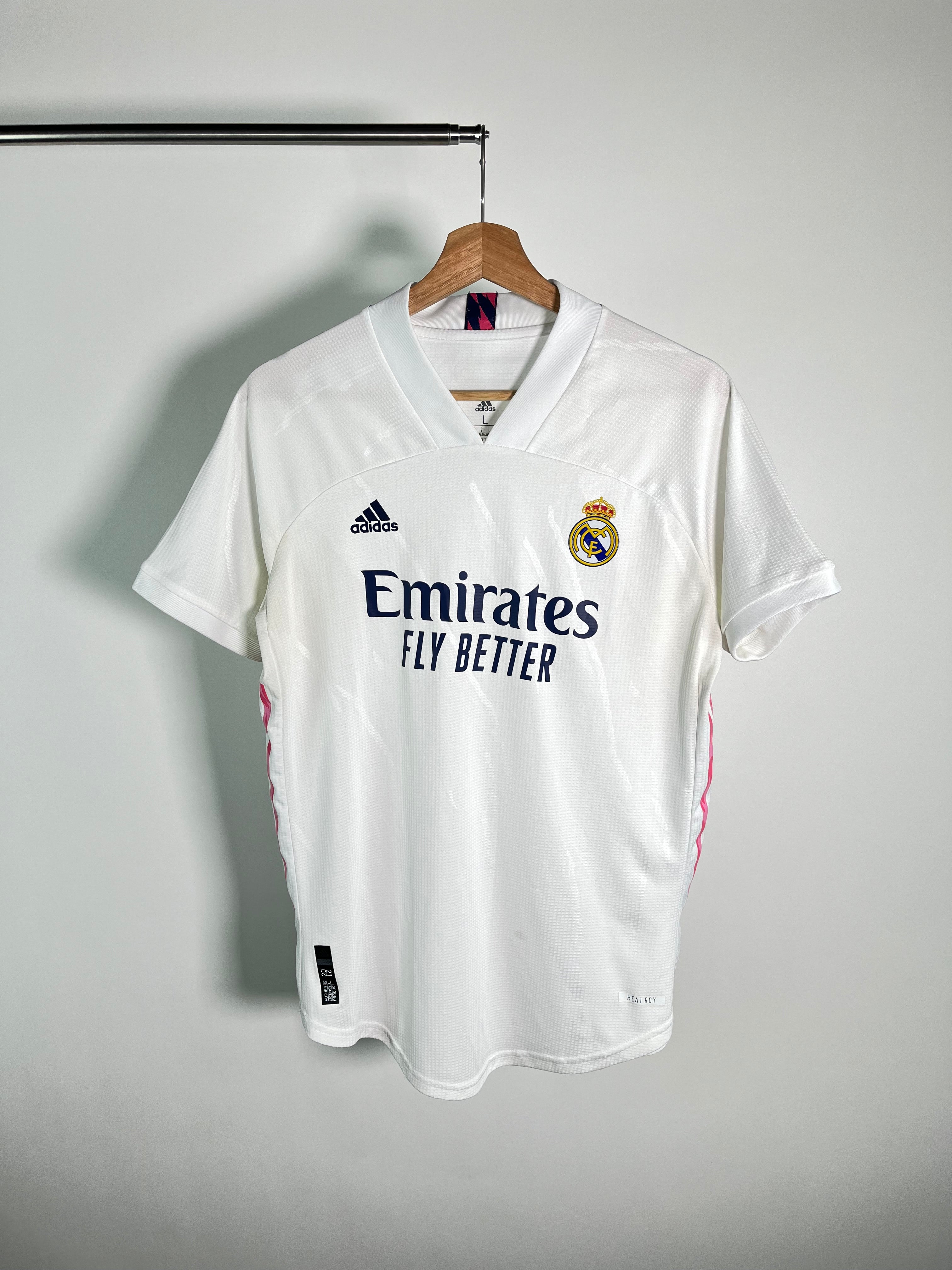 Jersey Real Madrid Local 2020 2021 Versión Jugador (L mujer)