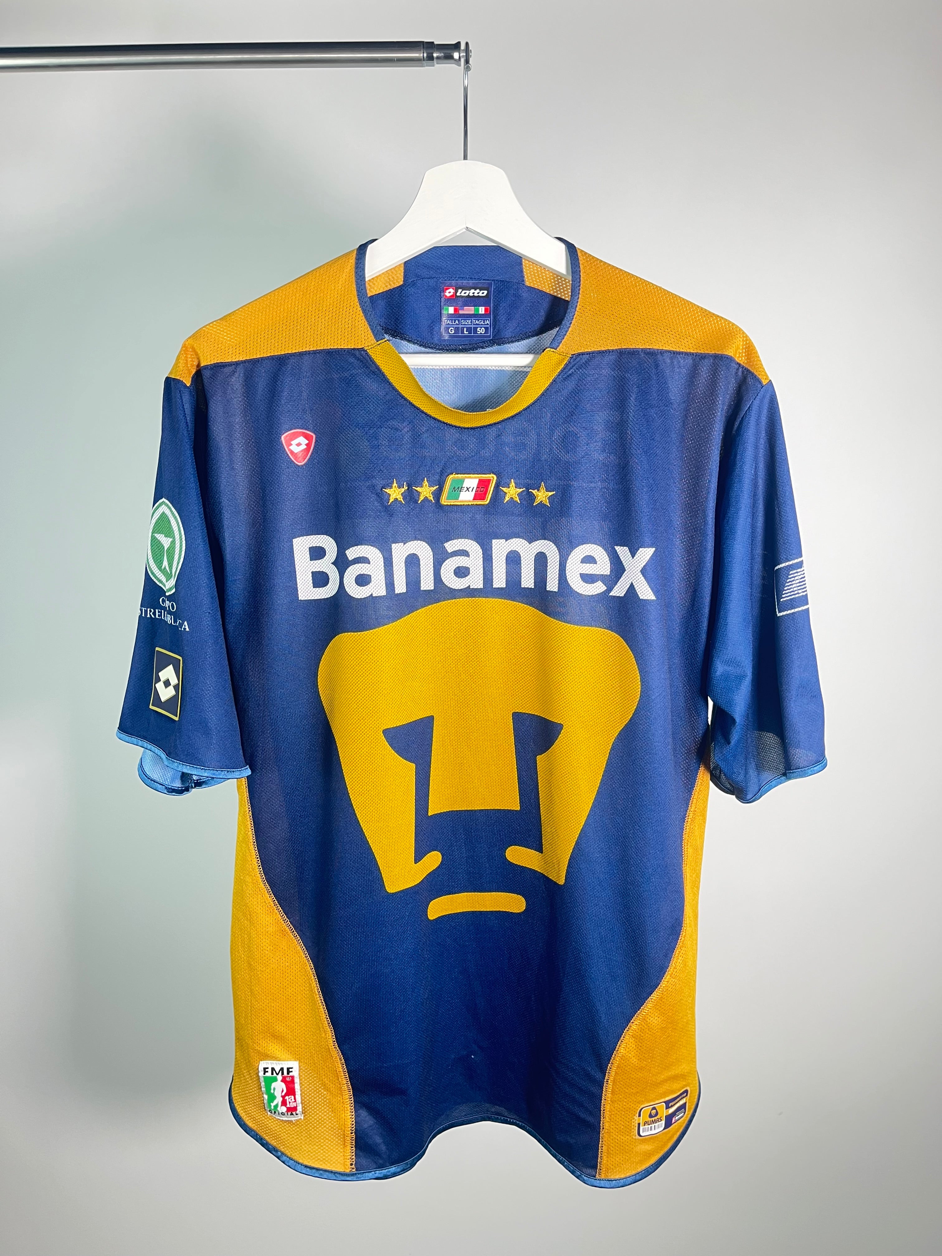 Jersey Pumas Visita 2004 2005 Darío Verón (L)
