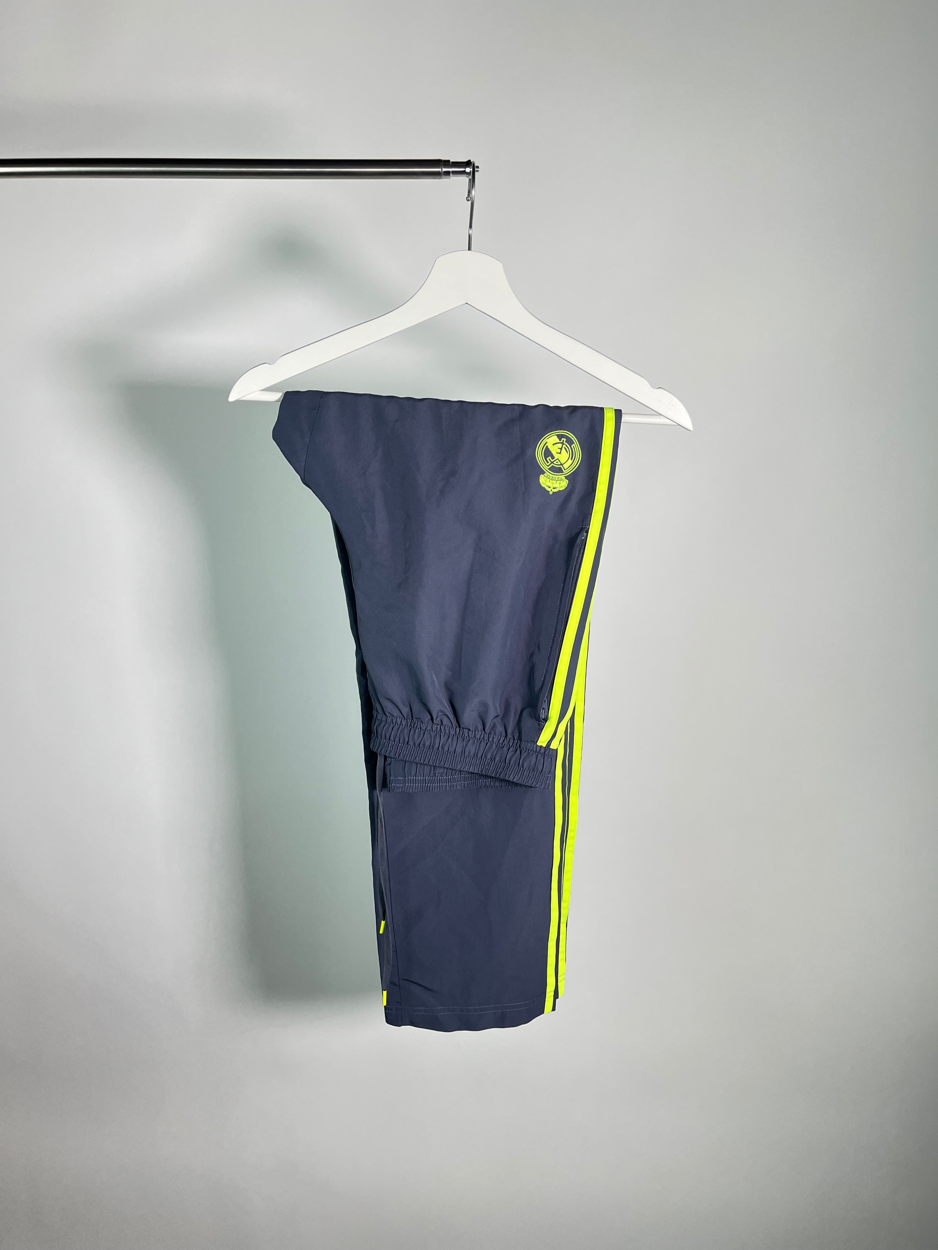 Conjunto Real Madrid 2015 2016 *Incluye Pants* (S)