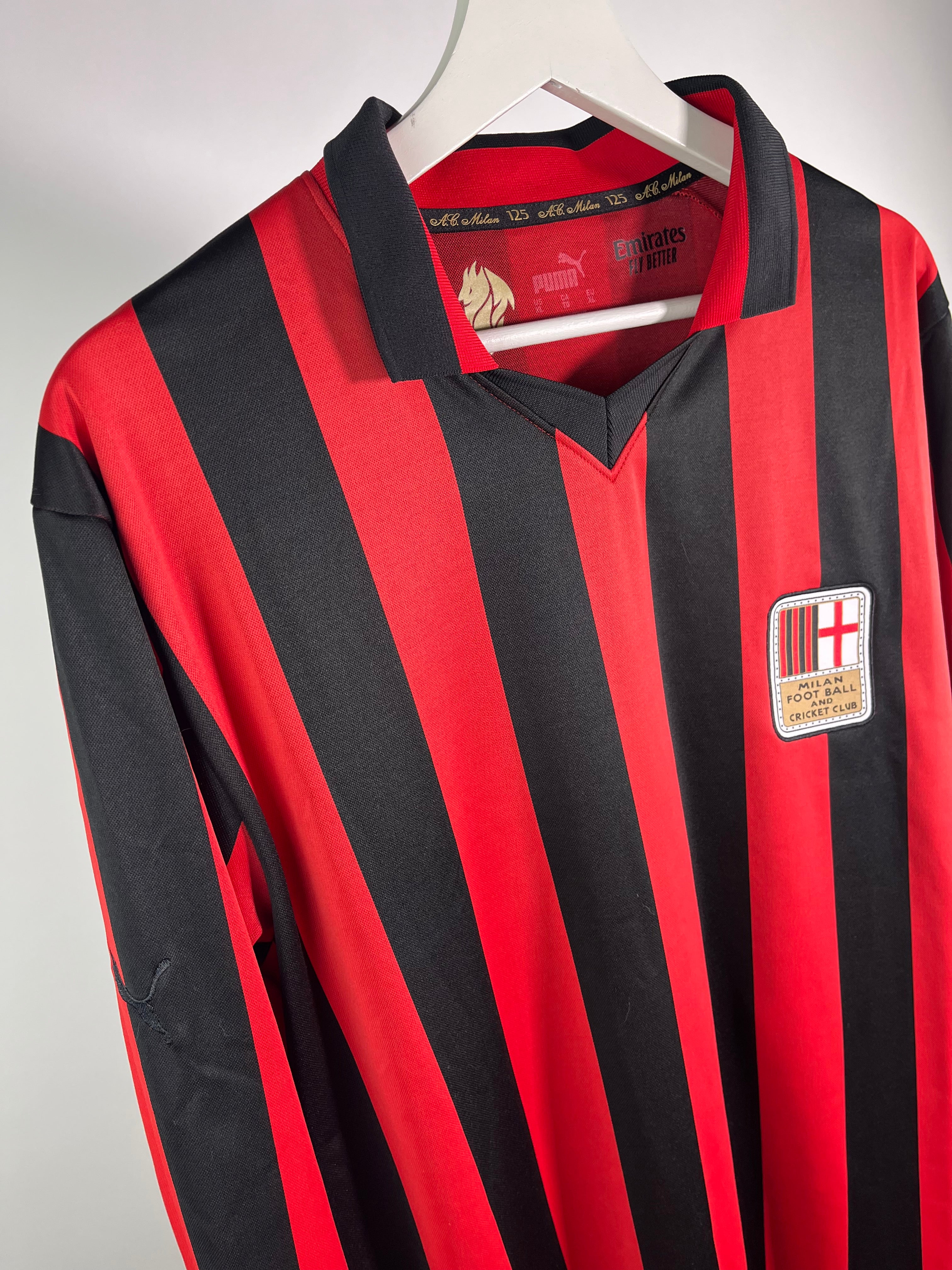 Jersey AC Milán Especial 2024 2025 125 Aniversario Manga Larga Rafael Leao (XL)