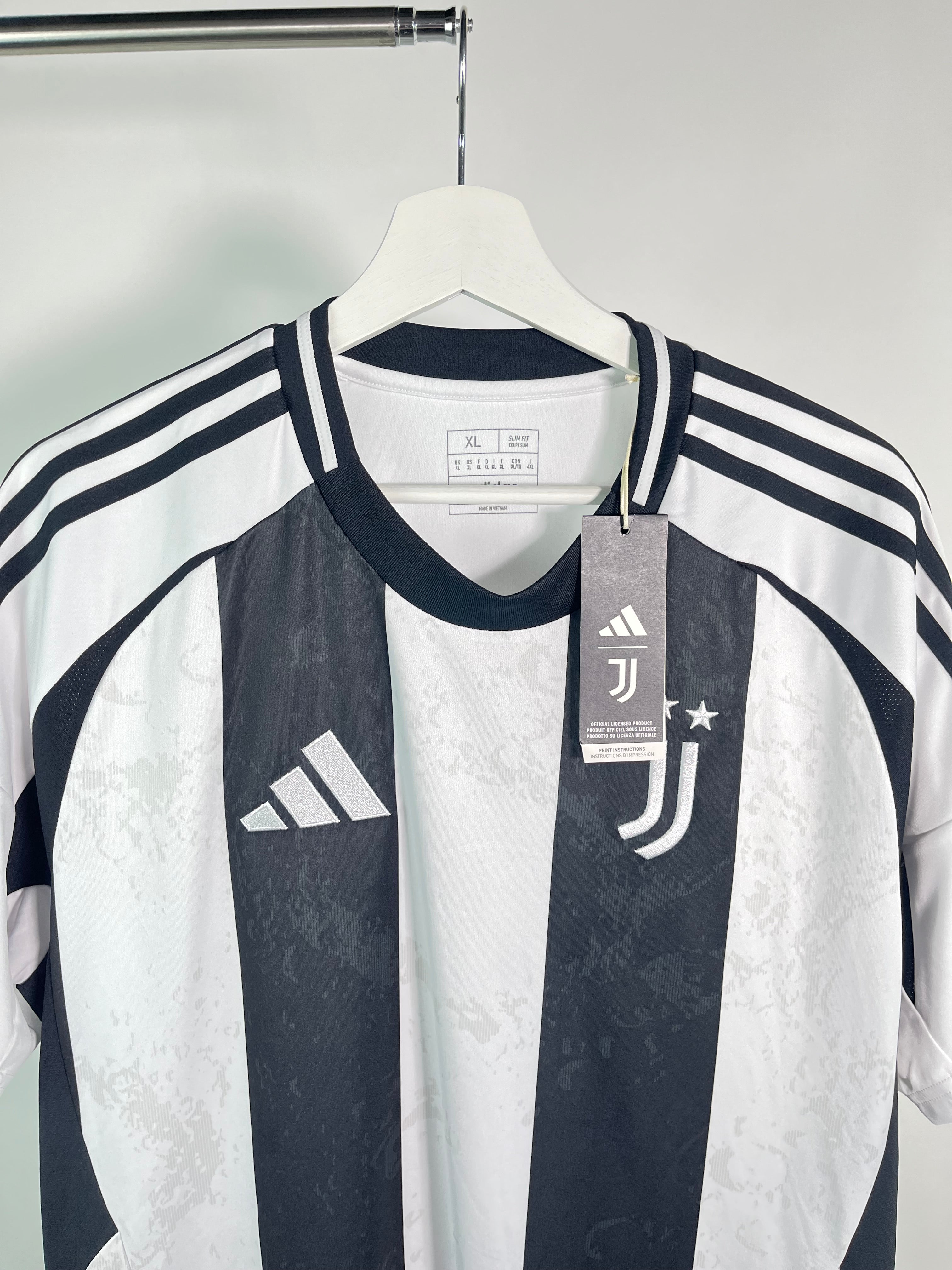 Jersey Juventus Local 2024 2025 *C/Etiquetas* (XL)
