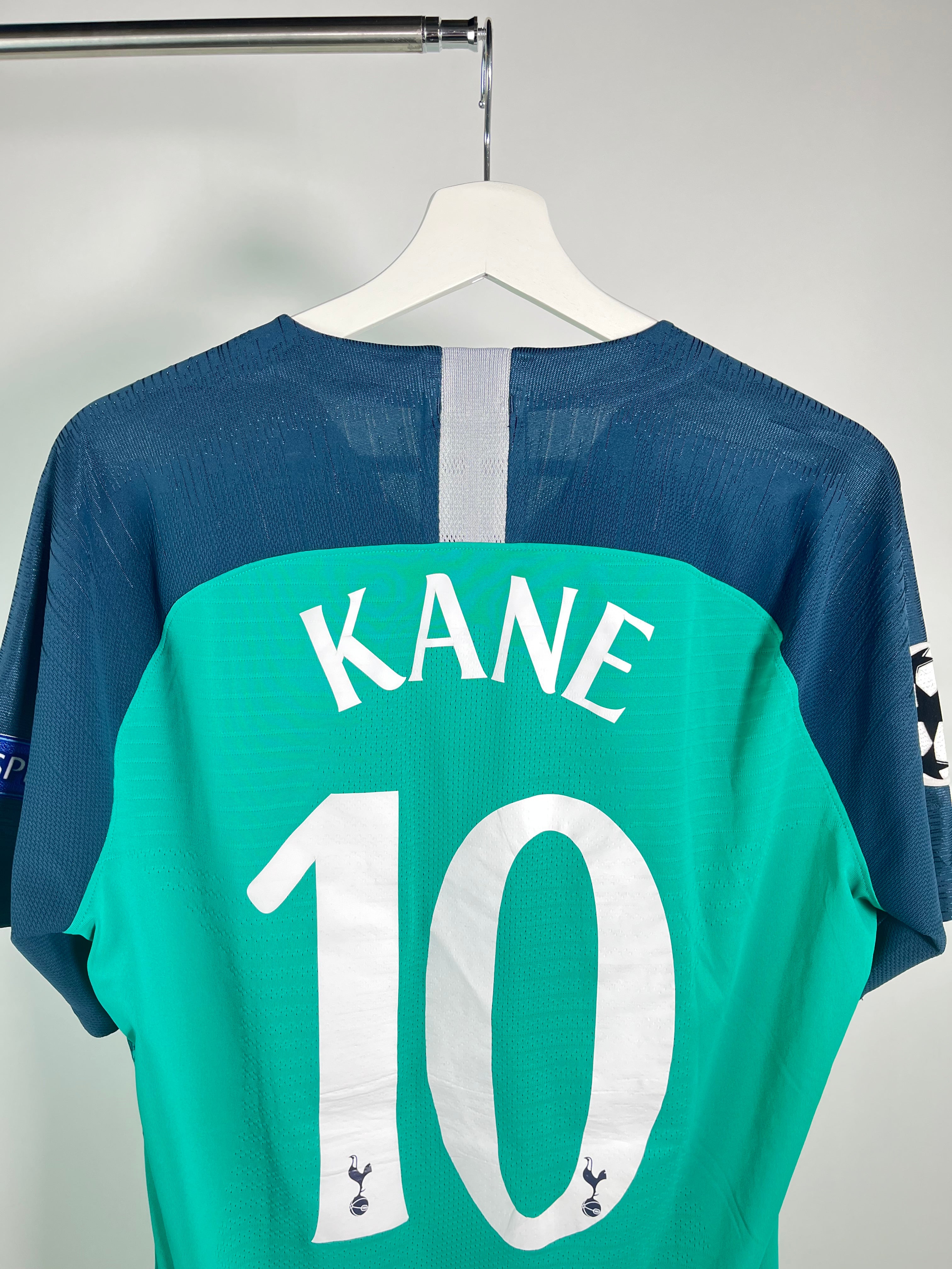 Jersey Tottenham Tercera 2018 2019 *Champions League* Utilería Harry Kane (L)