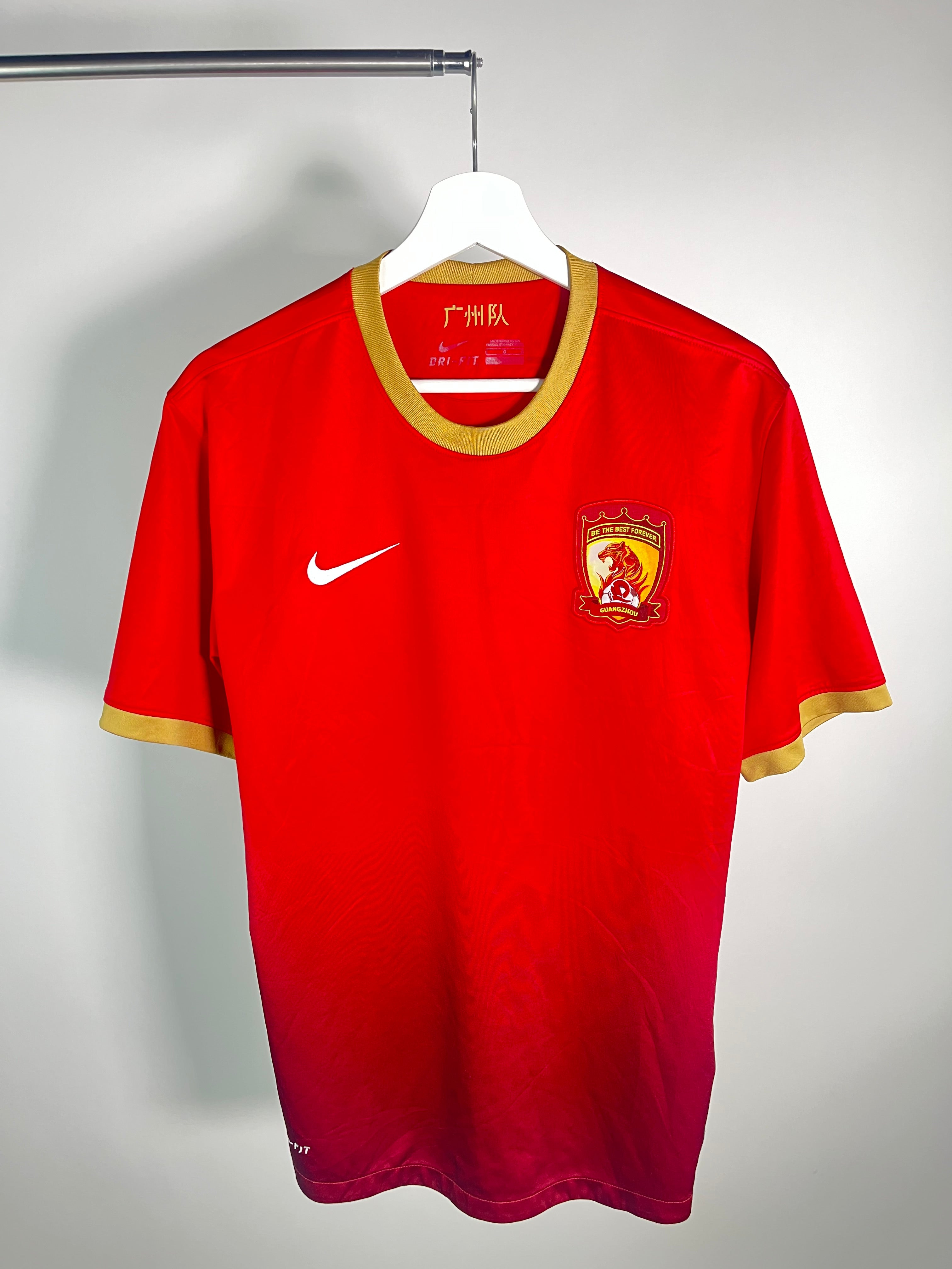 Jersey Guangzhou FC Local 2013 2014 (L)