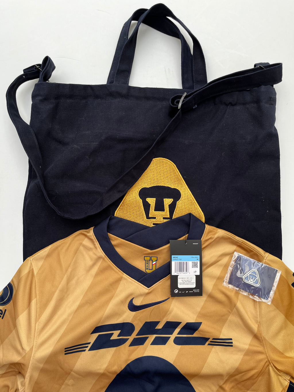 Jersey Pumas Tercera 2020 2021 *Incluye Bolsa y Pin* (M)