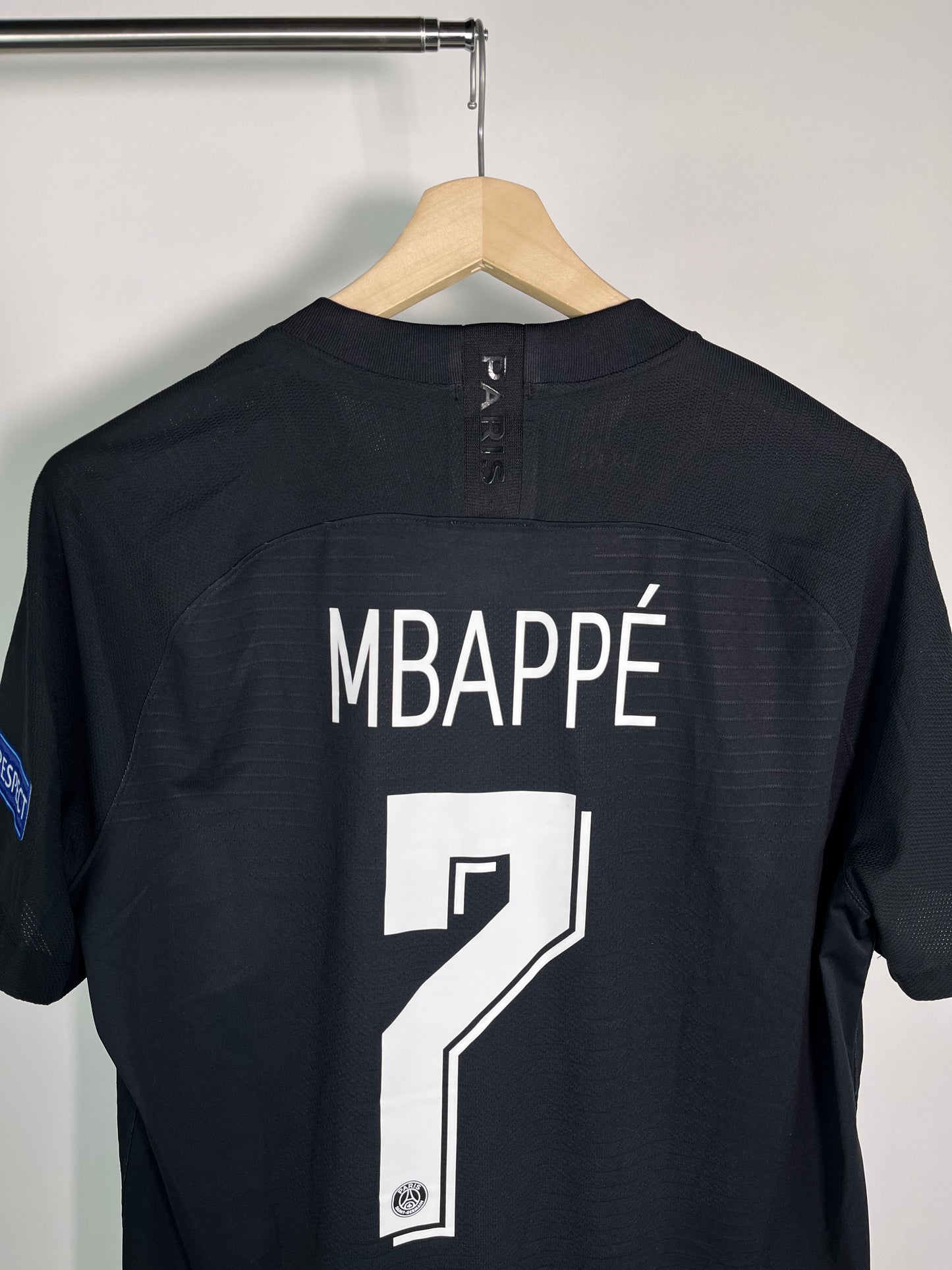 Jersey PSG Cuarta 2019 2020 Versión Jugador *Champions League* Kylian Mbappé (XL)