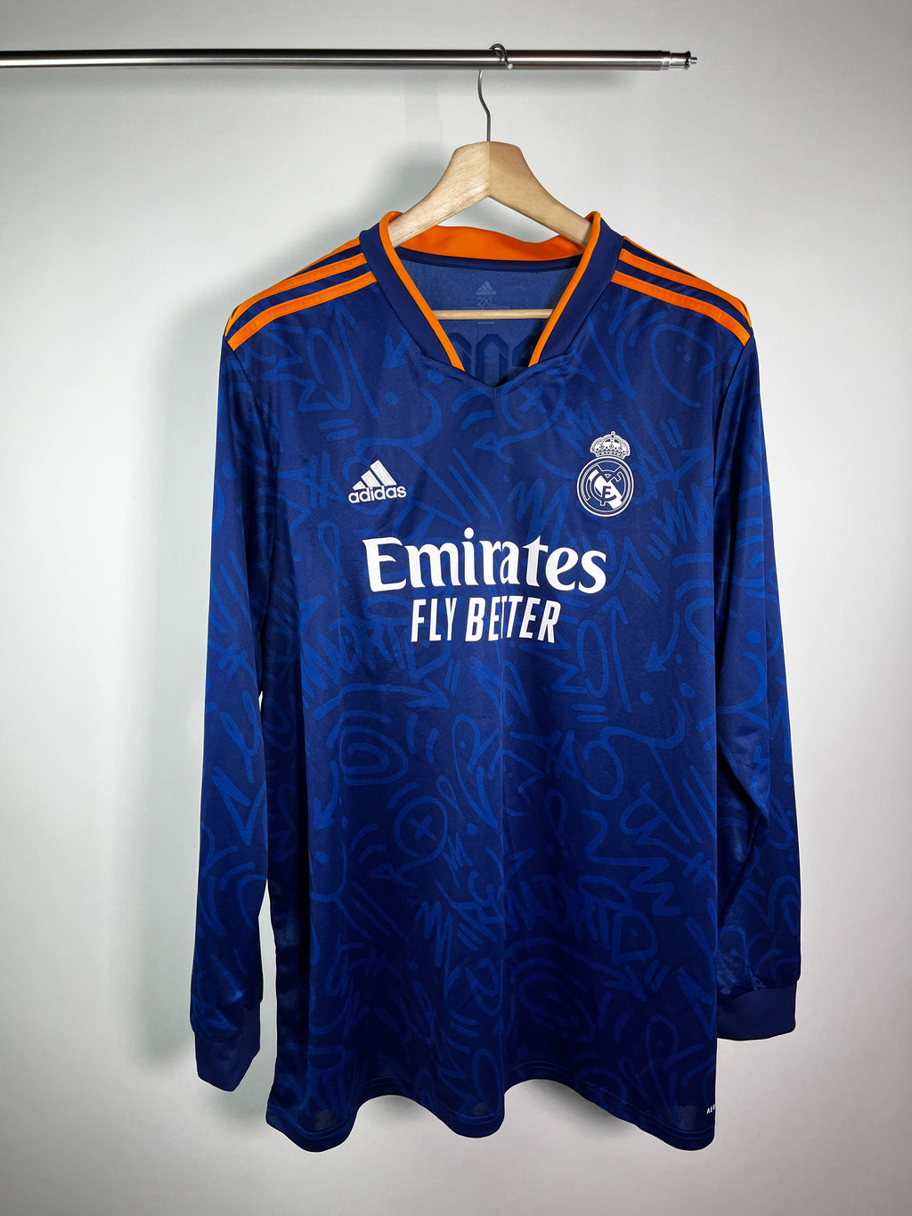 Jersey Real Madrid Visita 2021 2022 Manga Larga Toni Kroos (XXL)