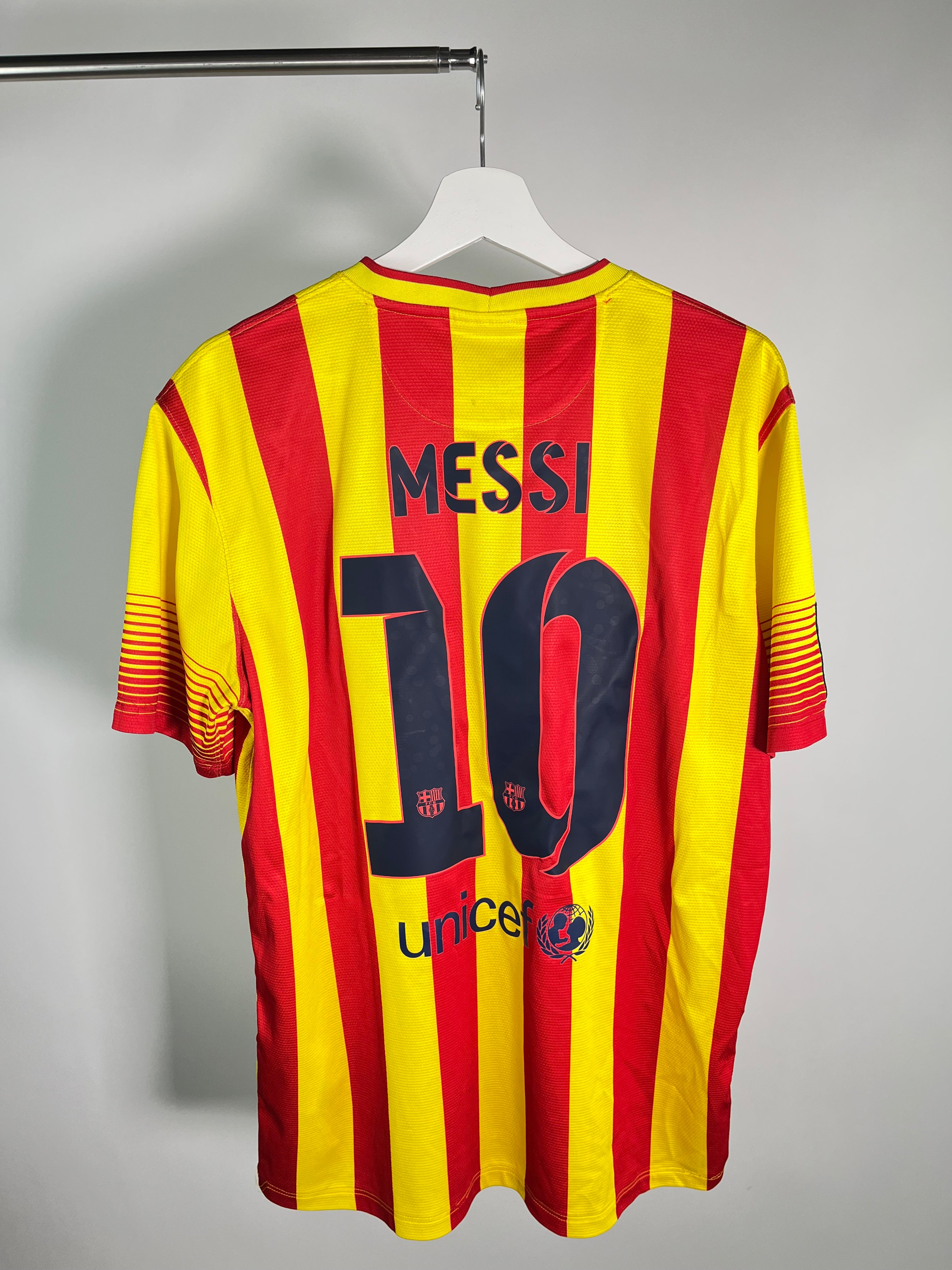 Jersey Barcelona Visita 2013 2014 Lionel Messi (L)
