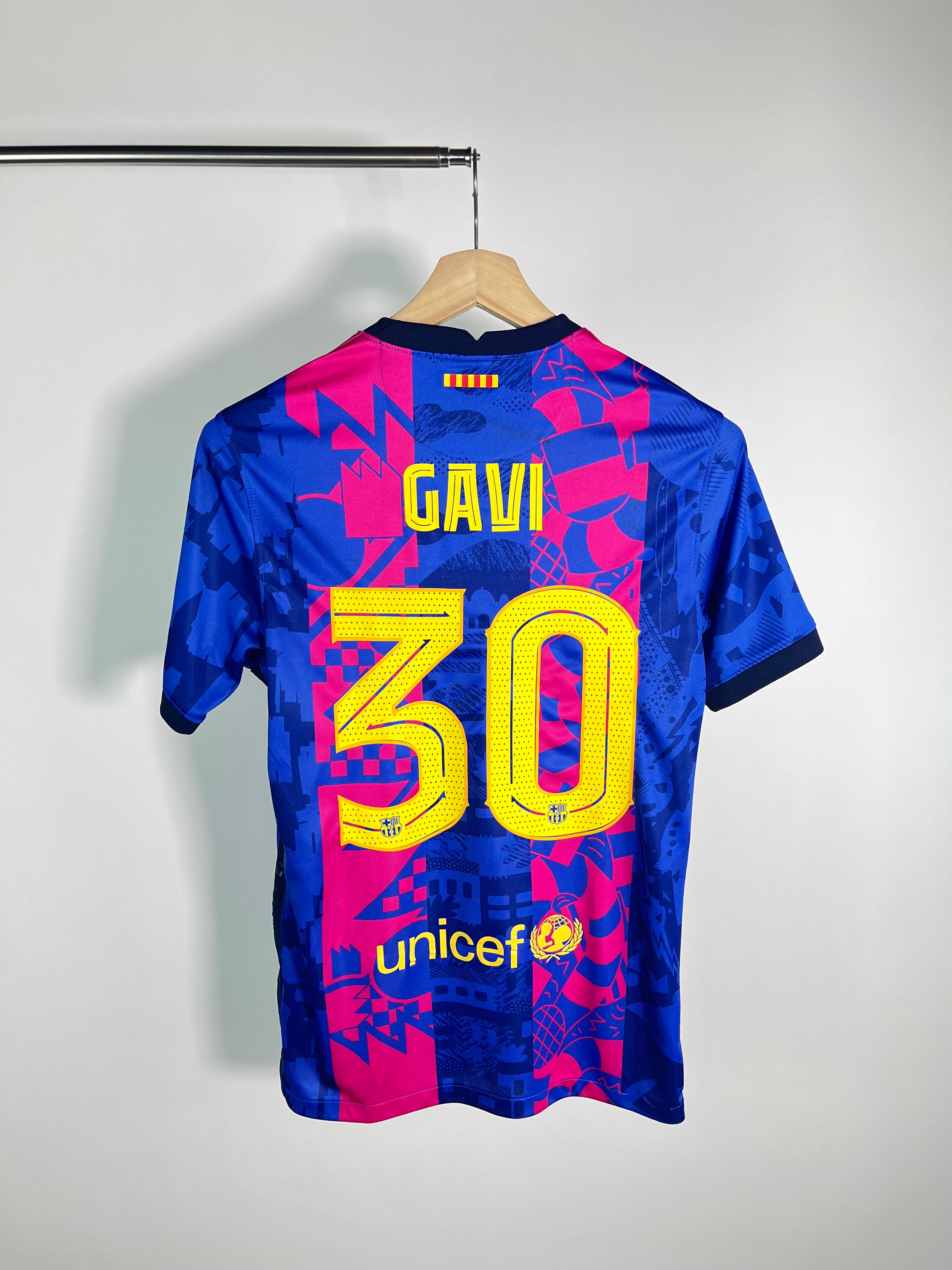 Jersey Barcelona Local Especial 2021 2022 Gavi (S)