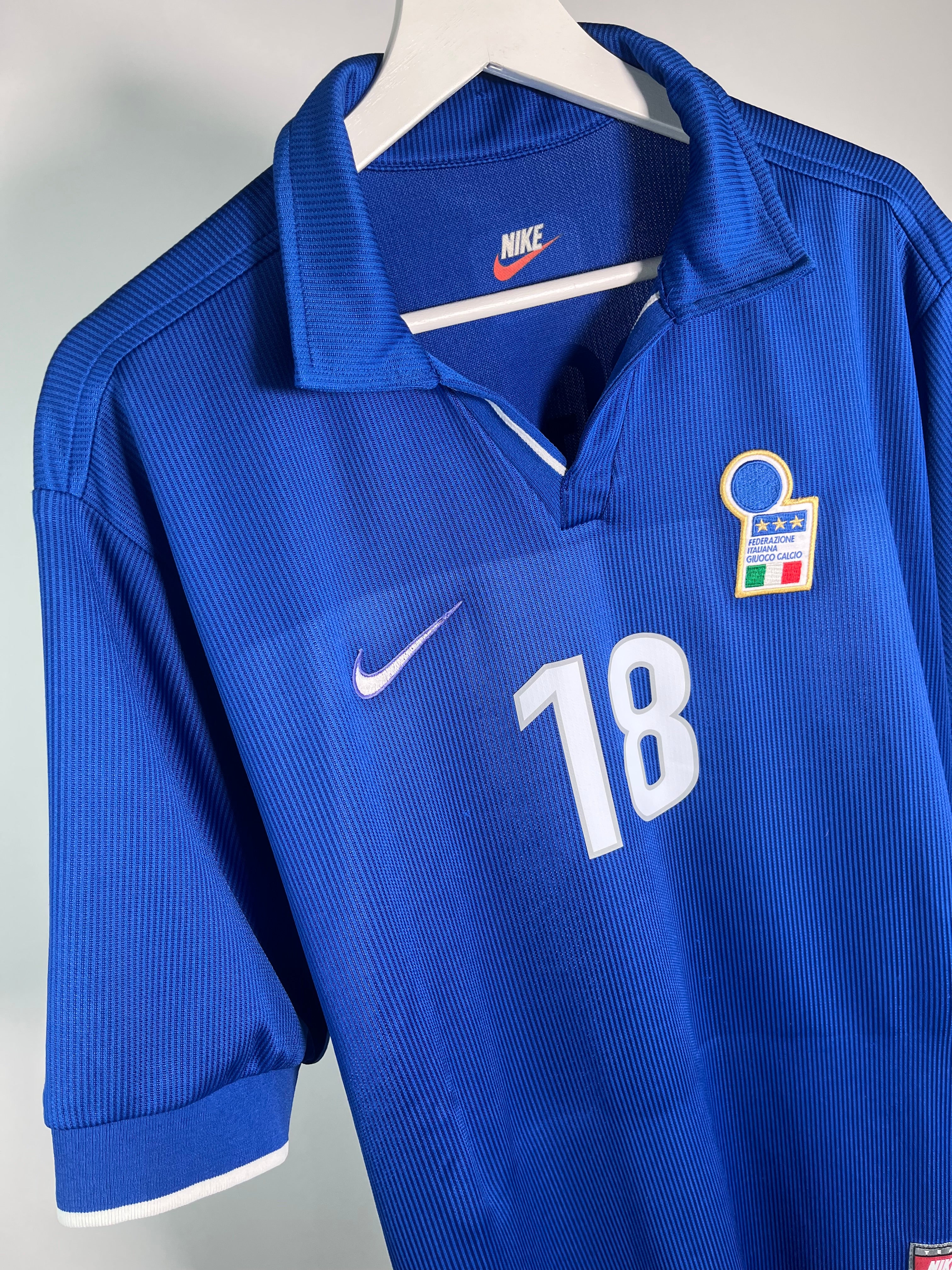 Jersey Italia Local 1998 1999 Roberto Baggio (L)