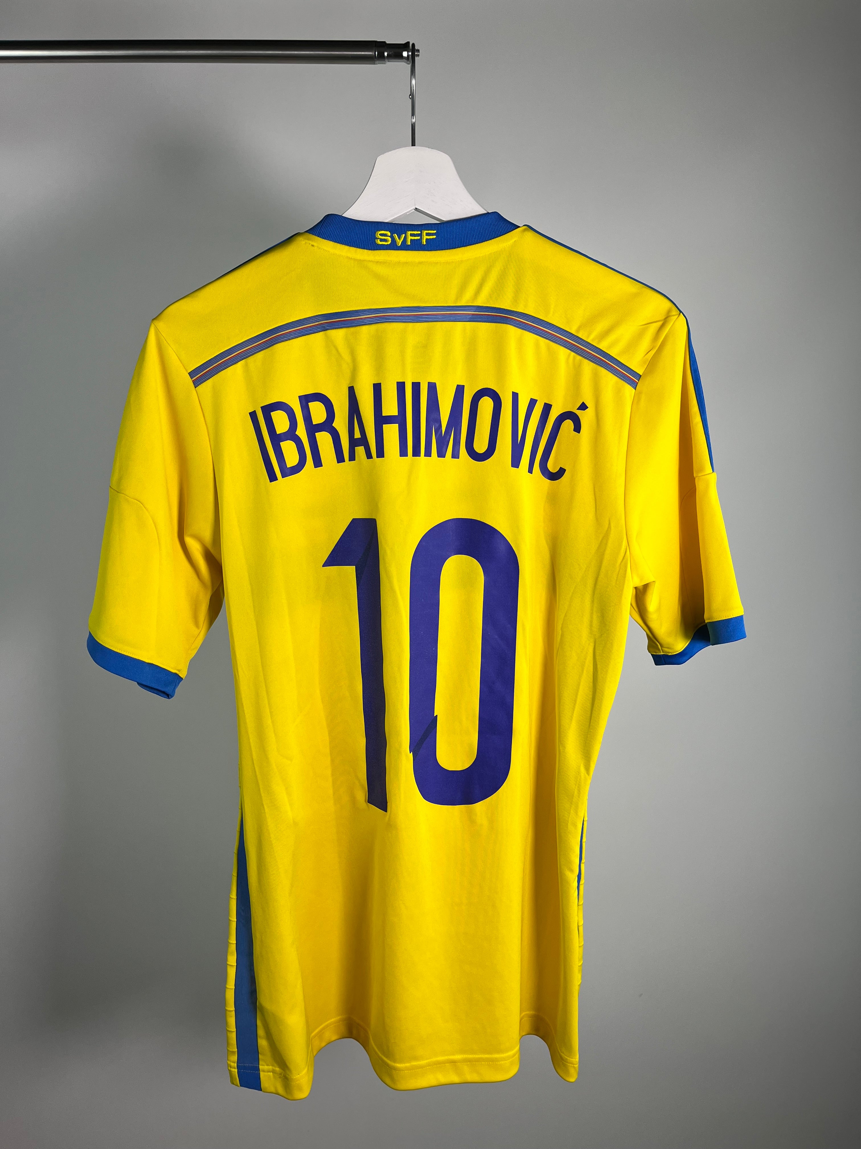 Jersey Suecia Local 2014 2015 Zlatan Ibrahimovic (S)