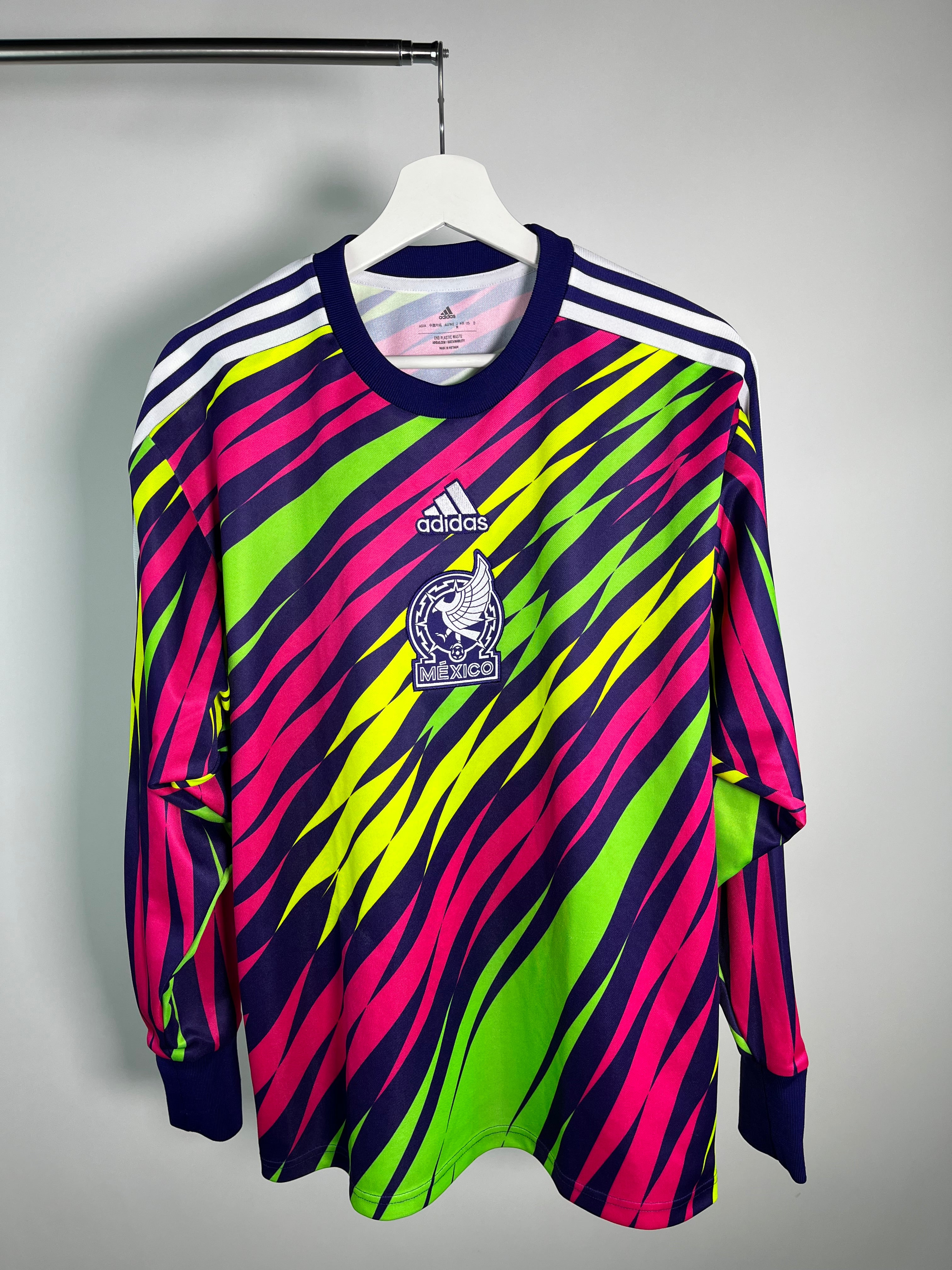 Jersey México Icon 2022 2023 Manga Larga (M)