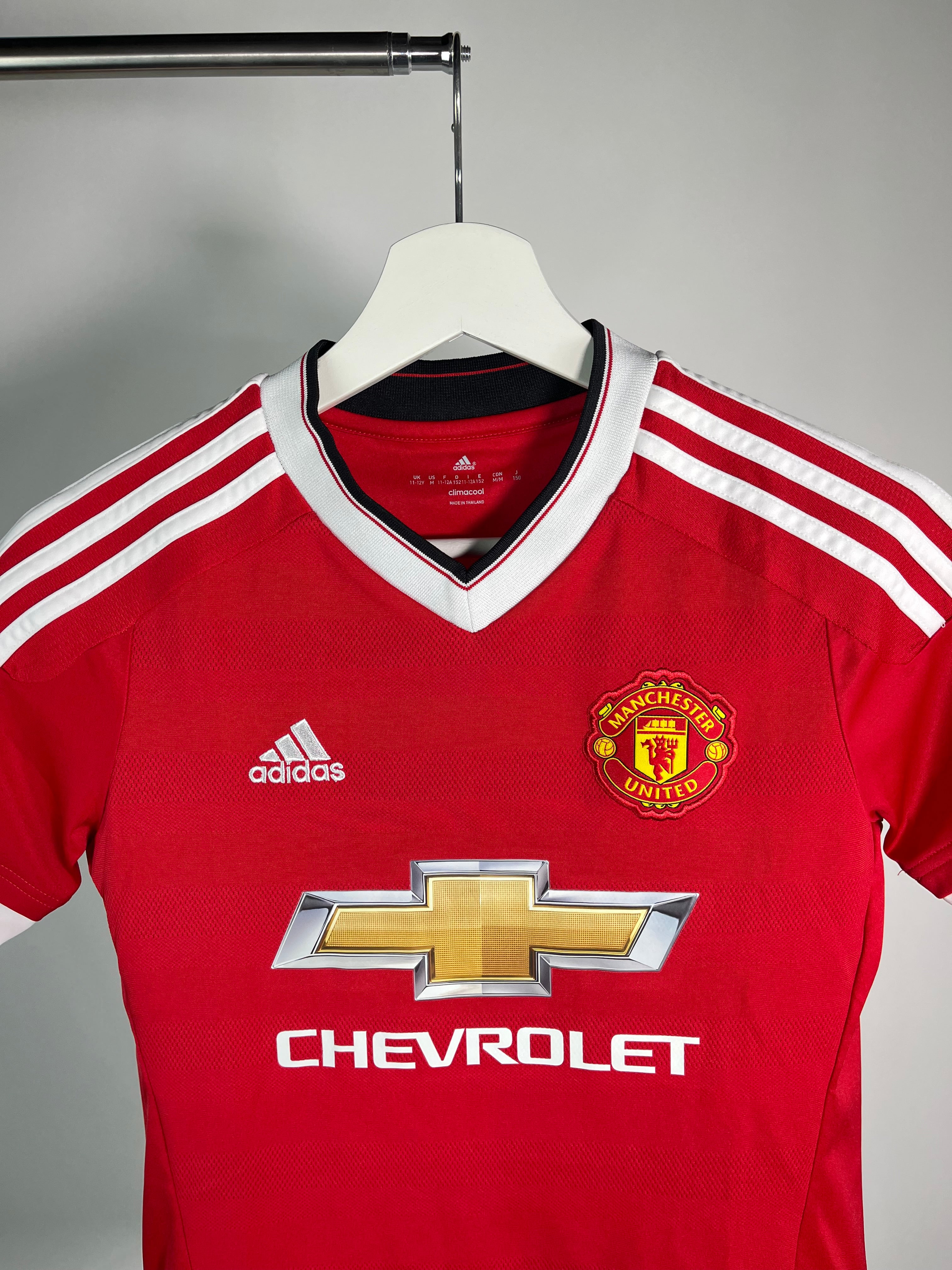 Jersey Manchester United Local 2015 2016 (M Niño)