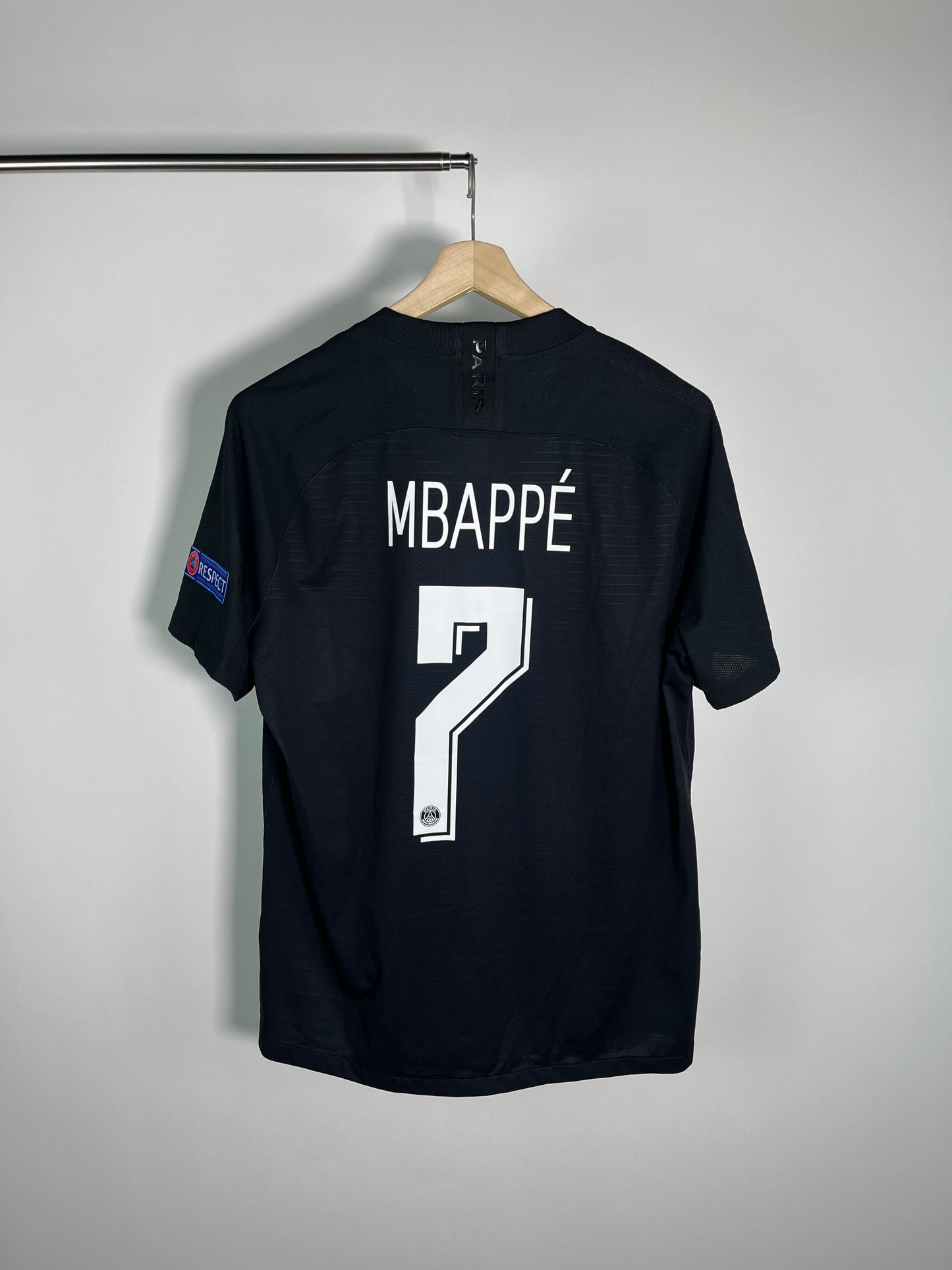 Jersey PSG Cuarta 2019 2020 Versión Jugador *Champions League* Kylian Mbappé (XL)