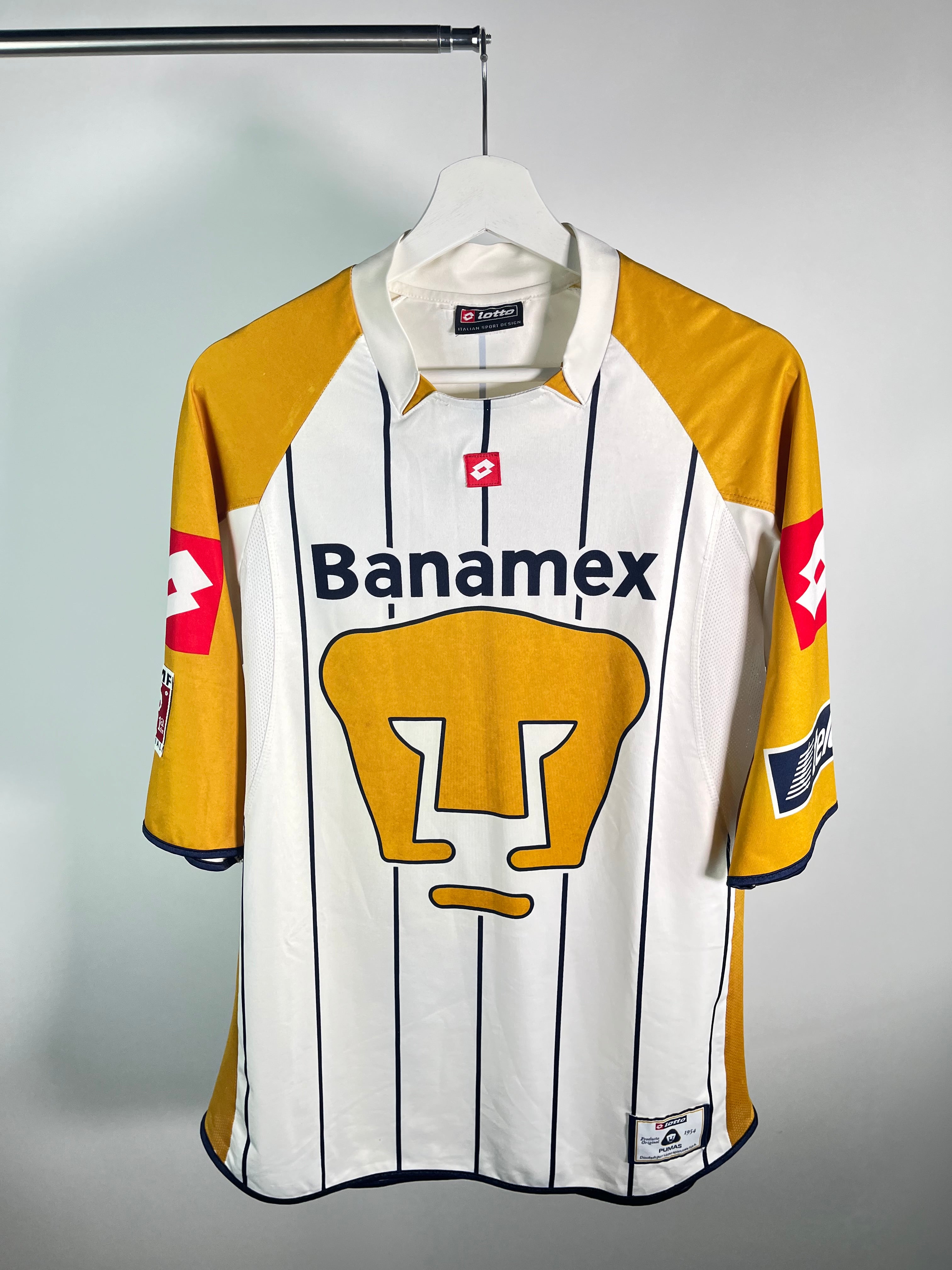 Jersey Pumas Local 2003 2004 Darío Verón (L)