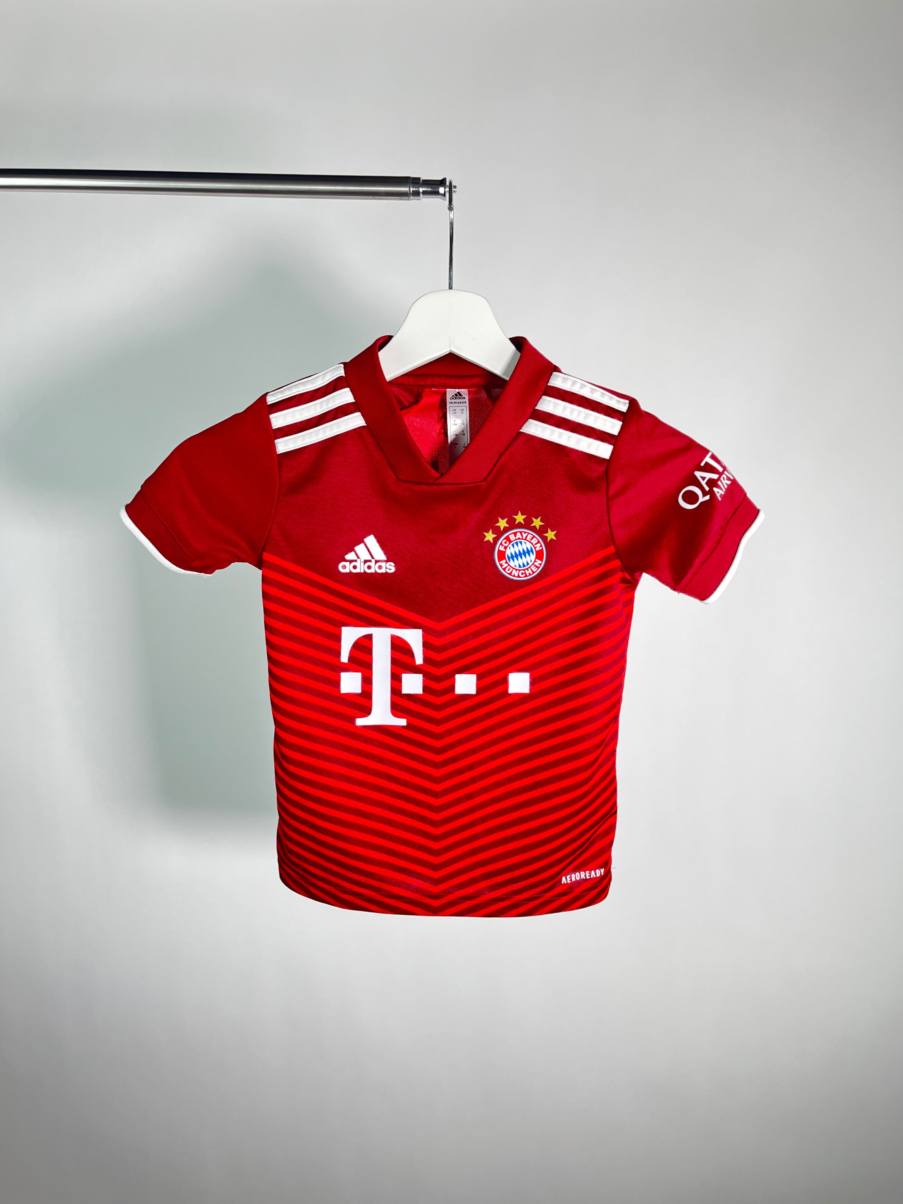 Jersey Bayern Munich Local 2021 2022 Robert Lewandowski (S Niño)