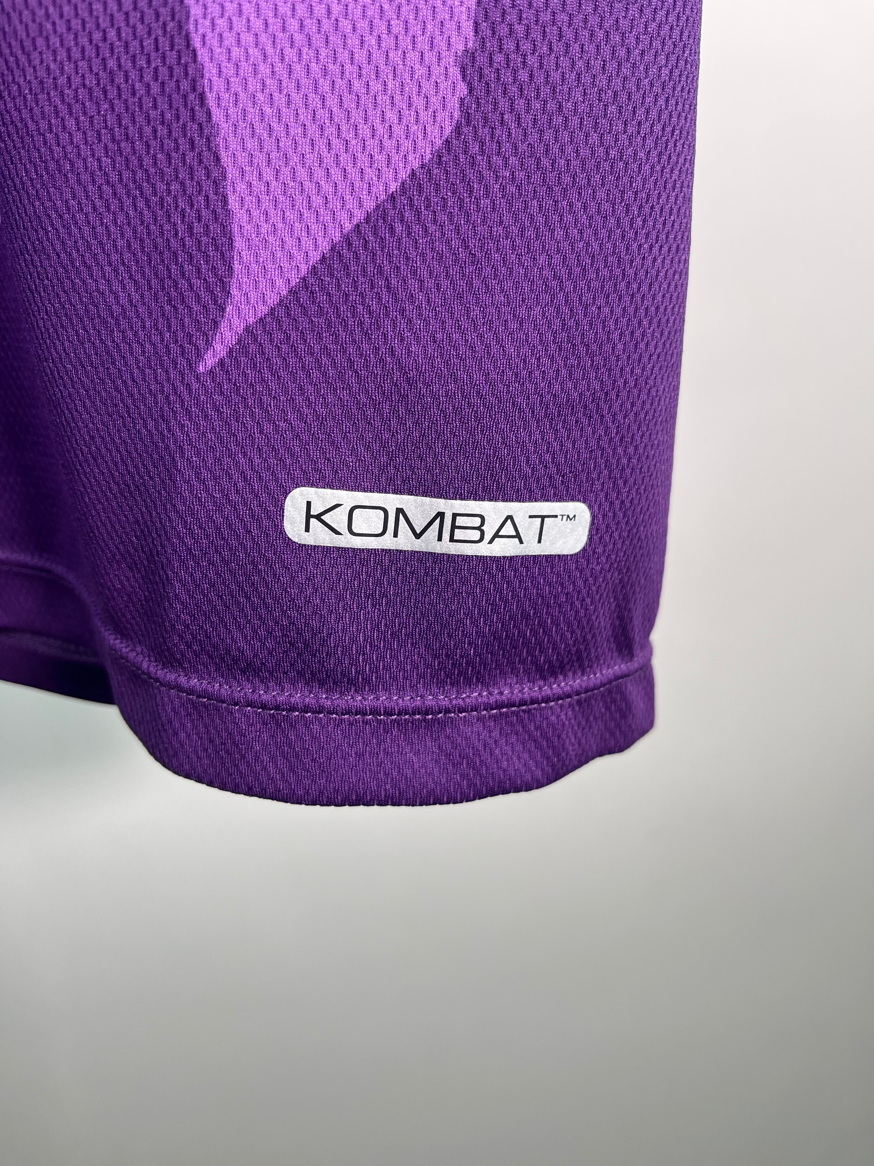 Jersey Real Valladolid Visita 2023 2024 Versión Jugador *Kombat* (M)