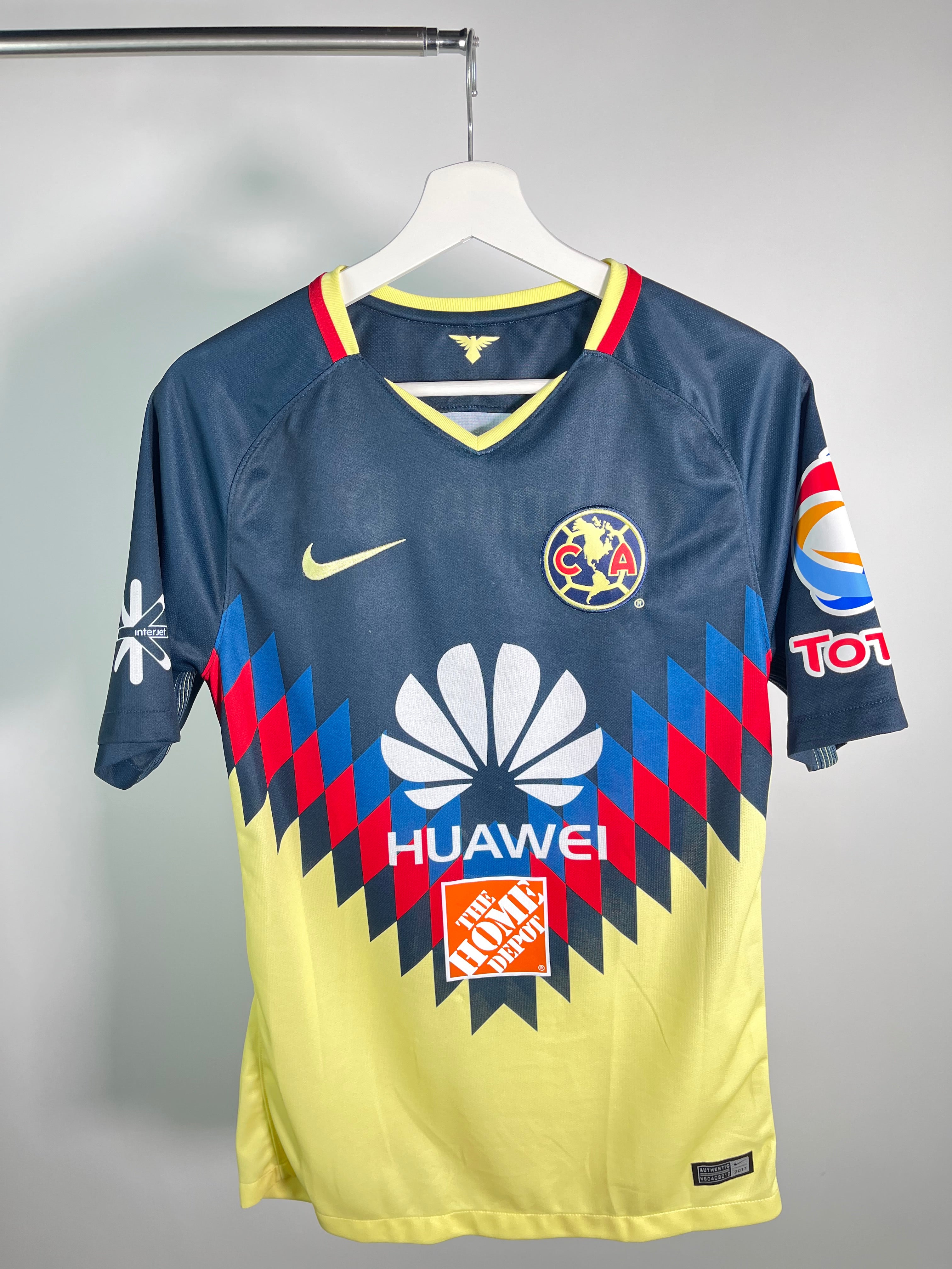 Jersey Club América Local 2017 2018 (S)