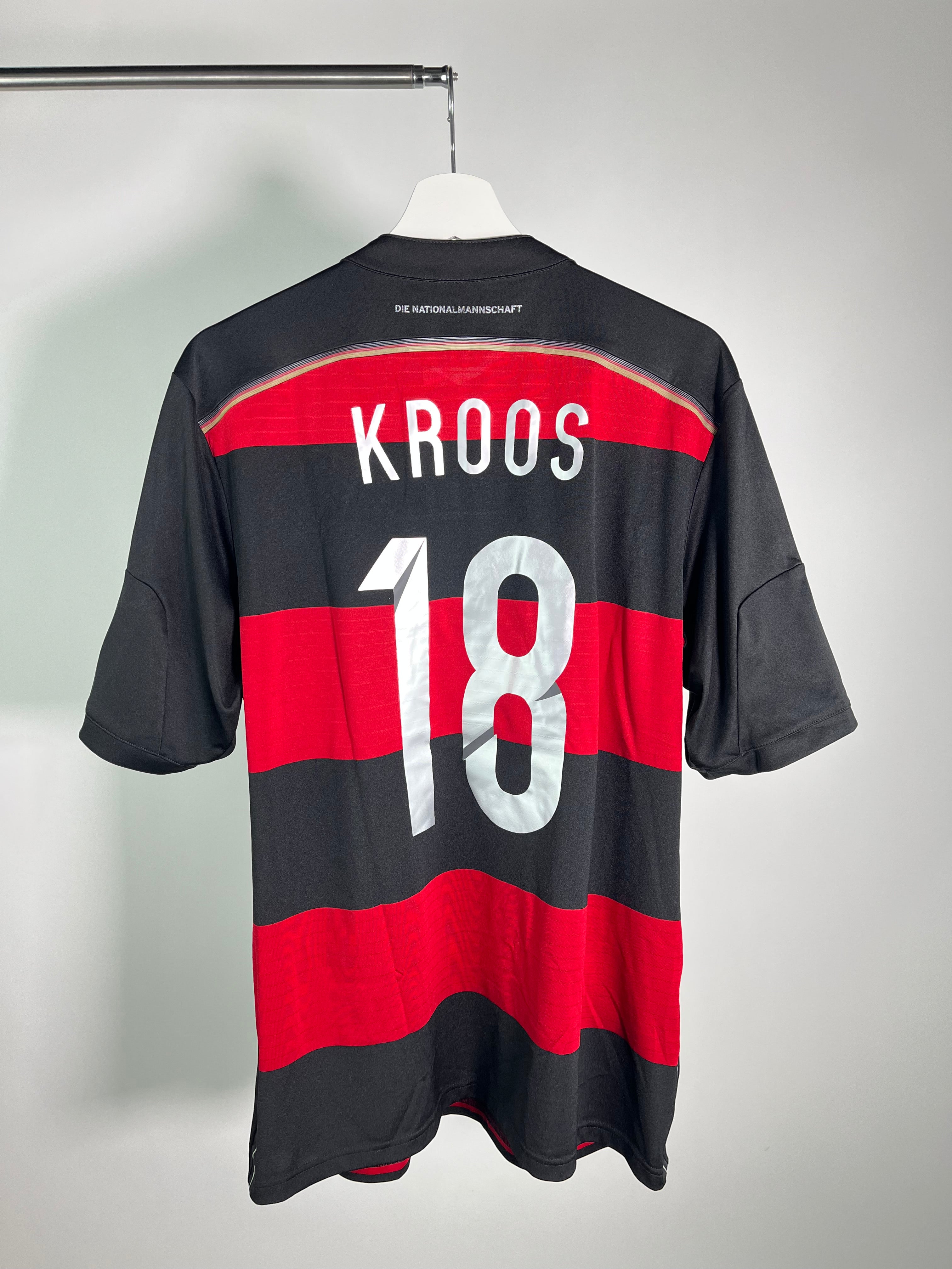 Jersey Alemania Visita 2014 2016 *Mundial Brasil* Toni Kroos (L)