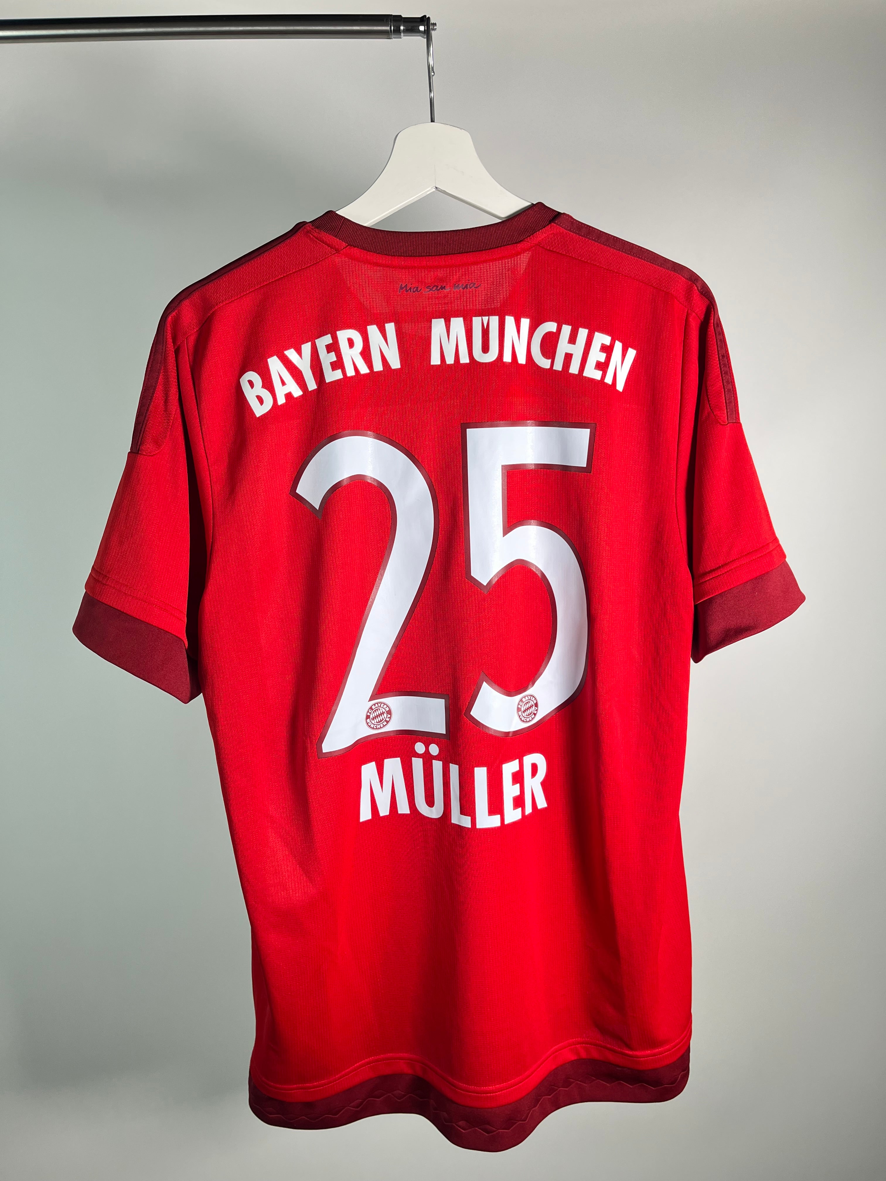 Jersey Bayern Munich Local 2015 2016 Thomas Muller (L)