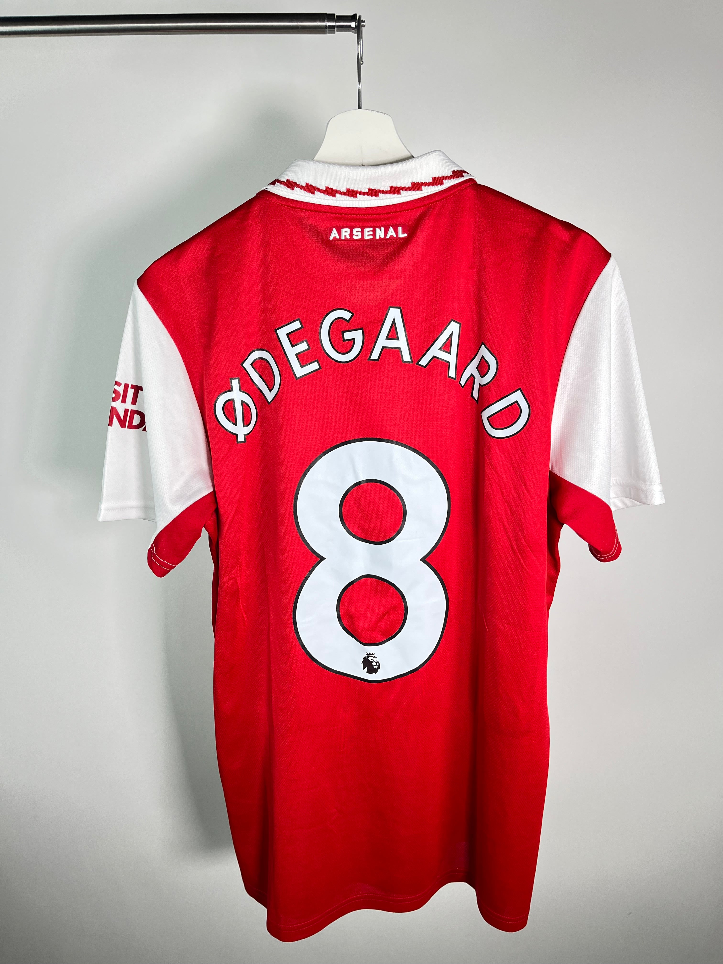 Jersey Arsenal Local 2022 2023 Martin Odegaard (M)